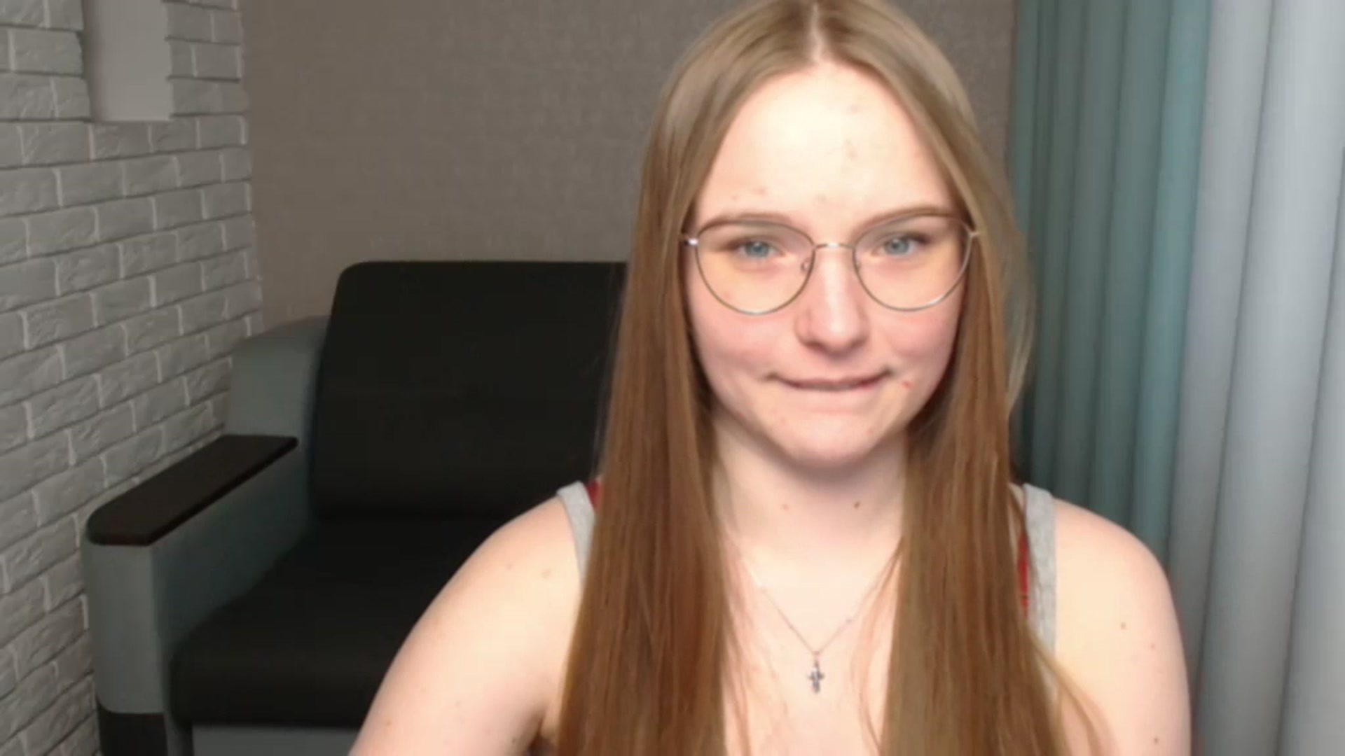 Gallery image thumbnail from Shy_Melany's myfreecams stream on, 05/10/2024, 16:31 image 1 of 20