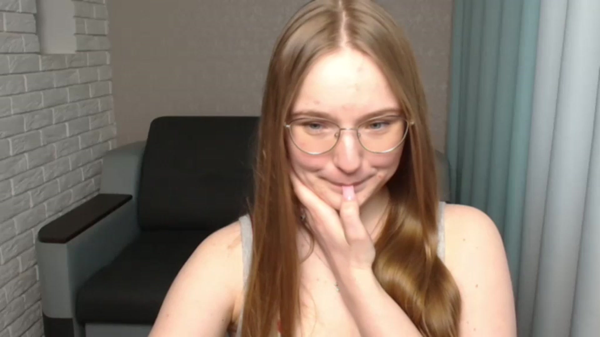 Gallery image thumbnail from Shy_Melany's myfreecams stream on, 05/10/2024, 16:31 image 12 of 20