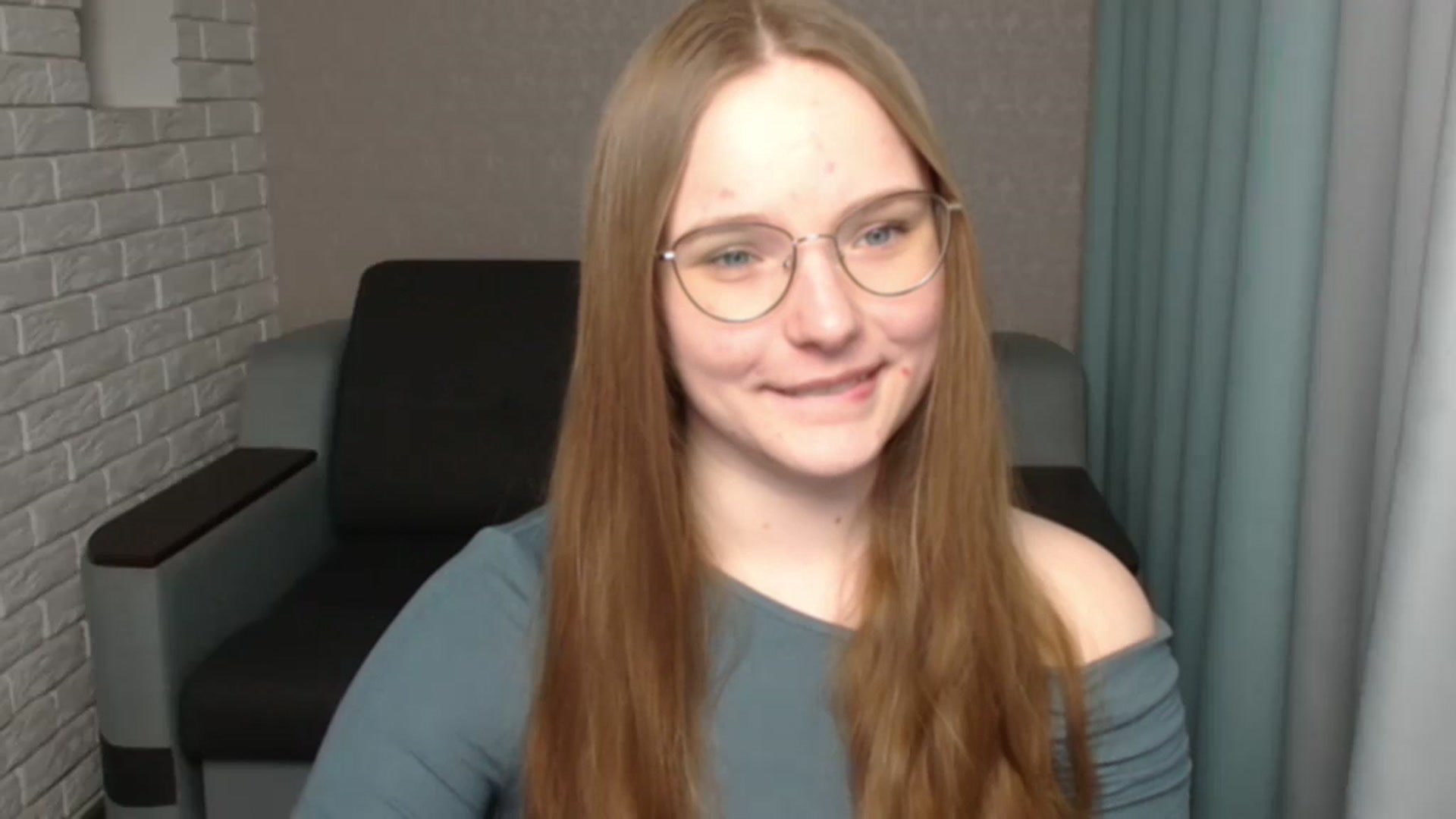 Gallery image thumbnail from Shy_Melany's myfreecams stream on, 05/11/2024, 17:57 image 15 of 20