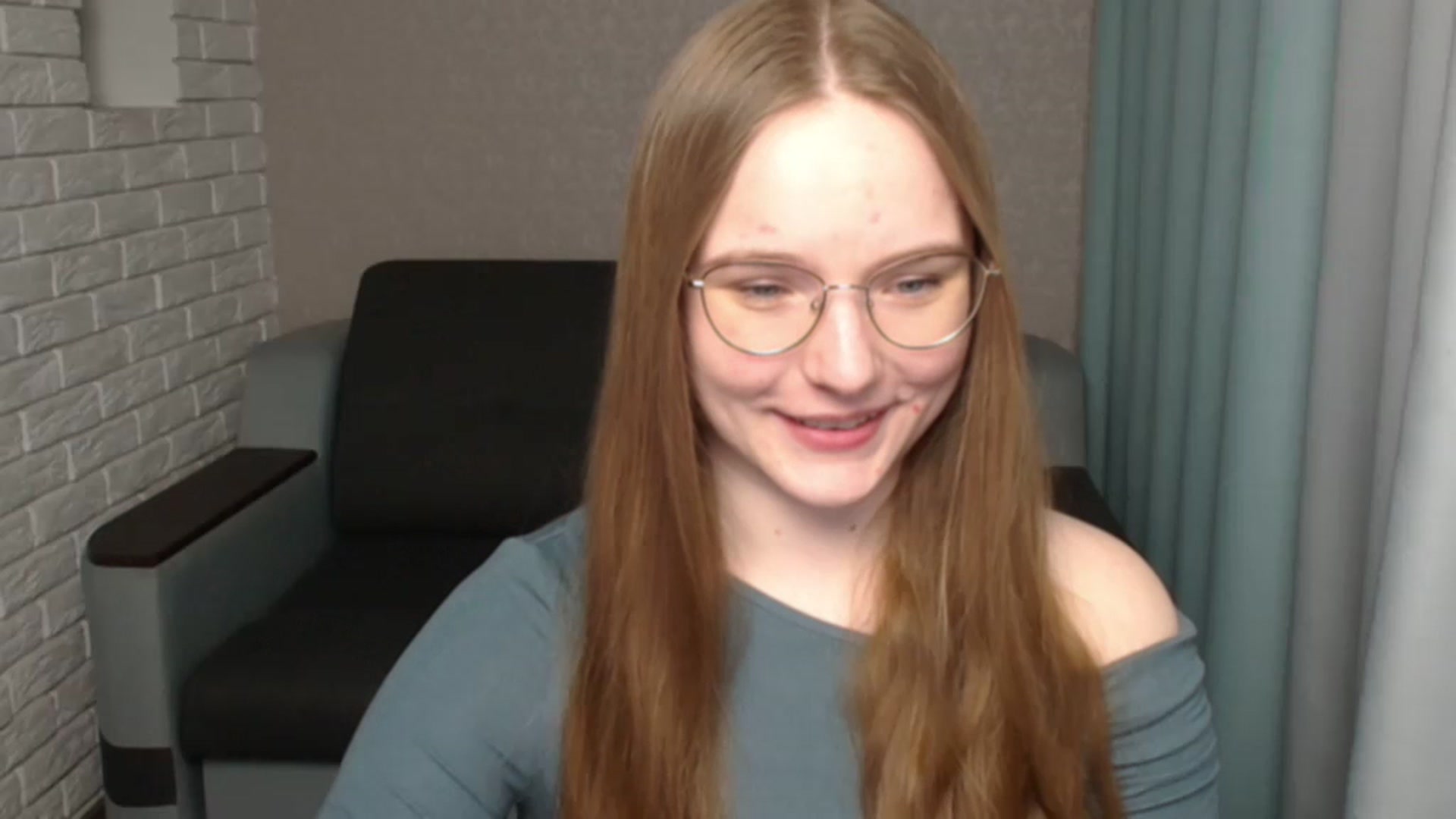 Gallery image thumbnail from Shy_Melany's myfreecams stream on, 05/11/2024, 17:57 image 14 of 20