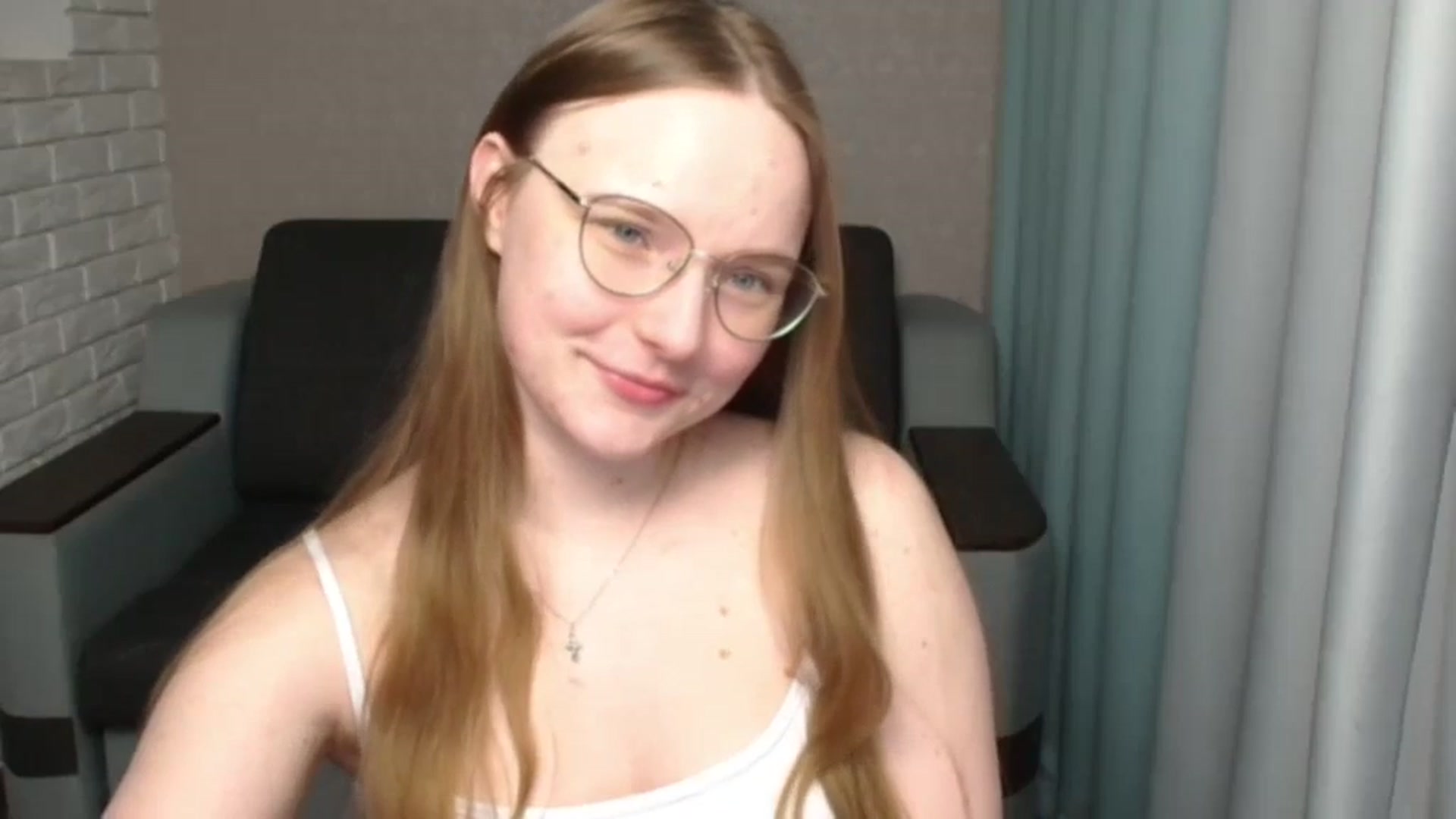 Gallery image thumbnail from Shy_Melany's myfreecams stream on, 05/14/2024, 20:02 image 8 of 20