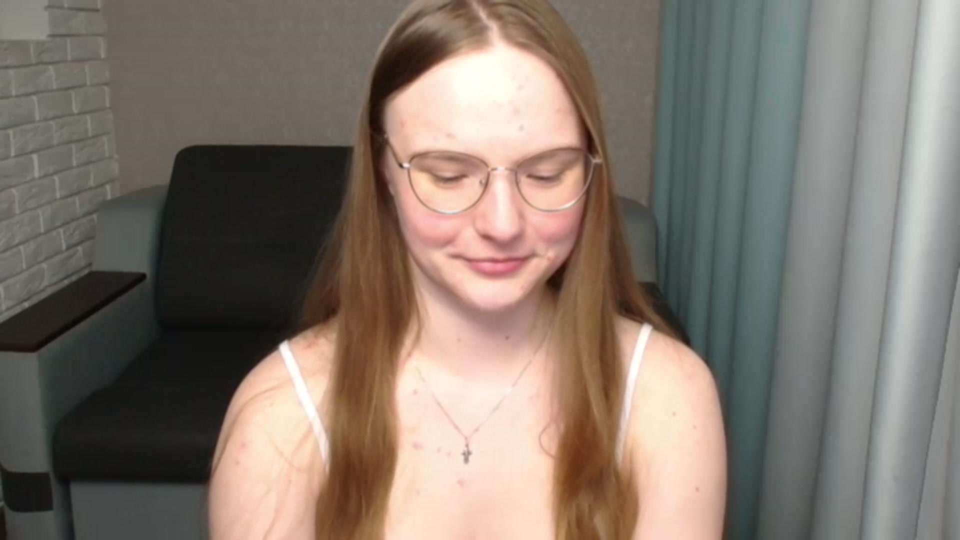 Gallery image thumbnail from Shy_Melany's myfreecams stream on, 05/14/2024, 20:02 image 10 of 20
