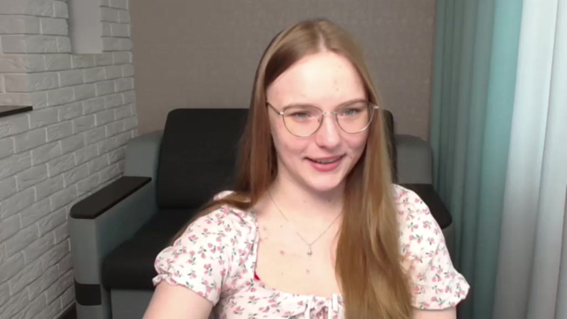 Gallery image thumbnail from Shy_Melany's myfreecams stream on, 05/17/2024, 11:34 image 17 of 20