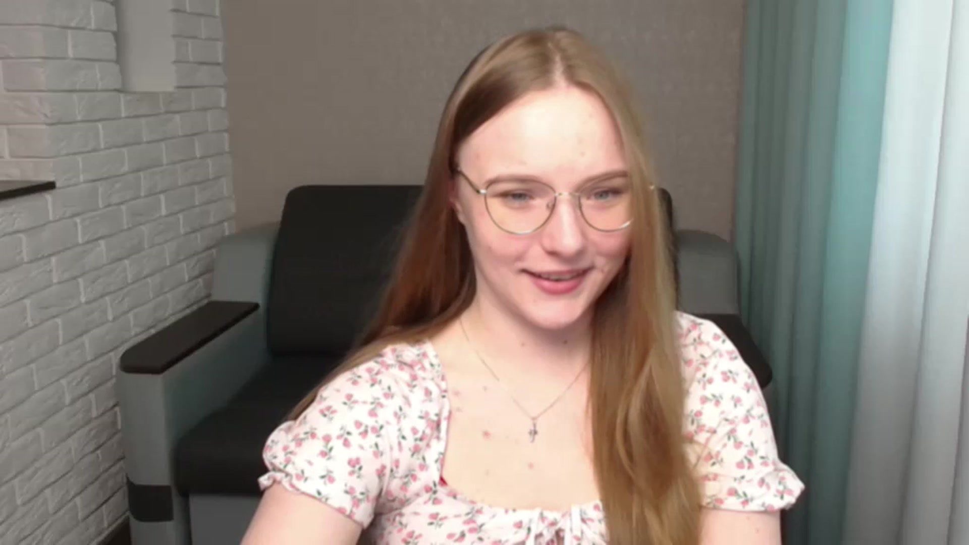 Gallery image thumbnail from Shy_Melany's myfreecams stream on, 05/17/2024, 11:34 image 16 of 20
