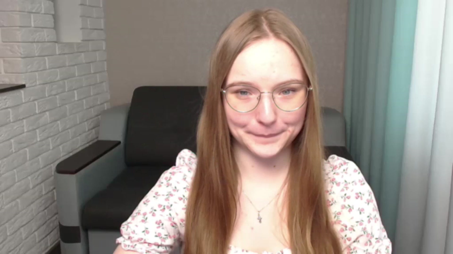 Gallery image thumbnail from Shy_Melany's myfreecams stream on, 05/17/2024, 13:23 image 3 of 20