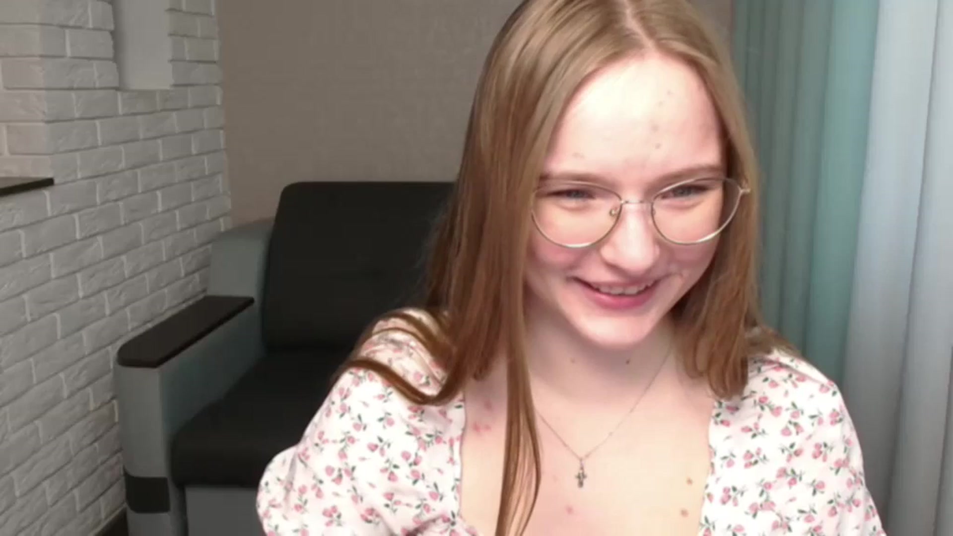 Gallery image thumbnail from Shy_Melany's myfreecams stream on, 05/17/2024, 13:58 image 18 of 20