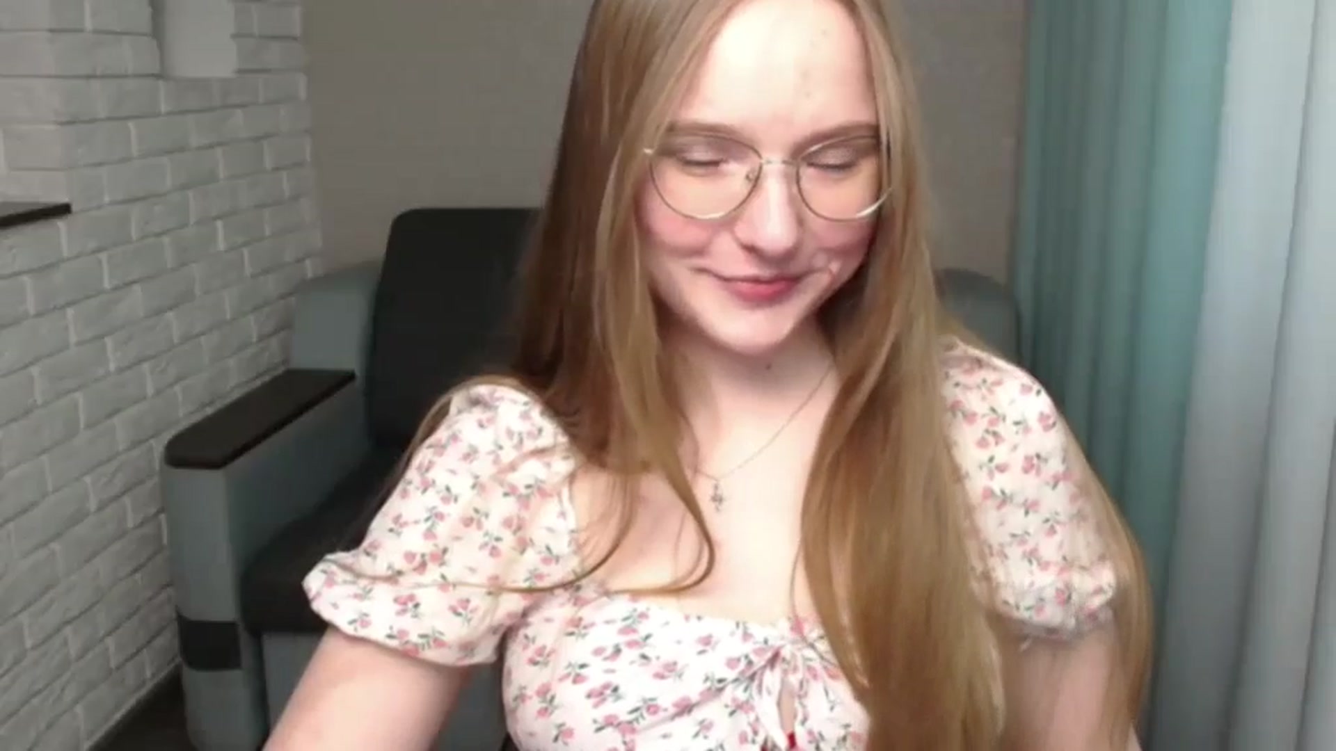 Gallery image thumbnail from Shy_Melany's myfreecams stream on, 05/17/2024, 15:44 image 17 of 20