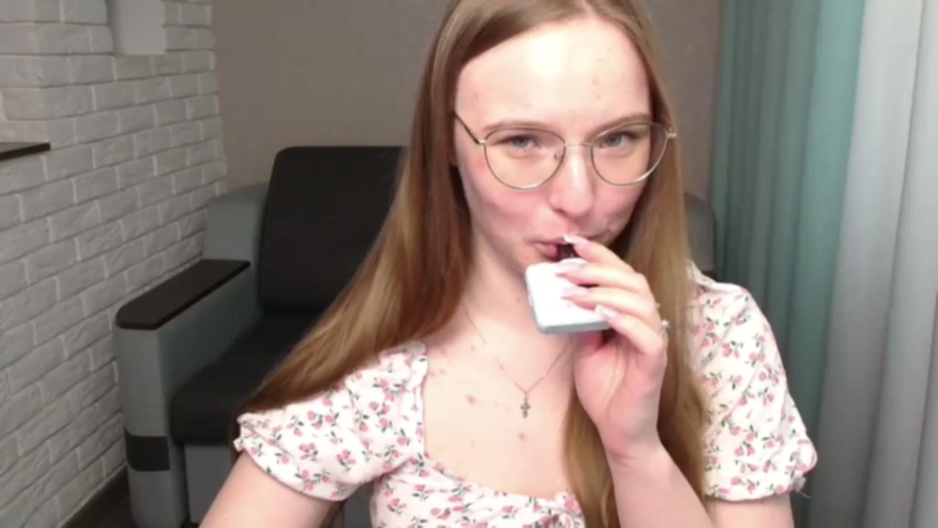Gallery image thumbnail from Shy_Melany's myfreecams stream on, 05/17/2024, 15:44 image 10 of 20
