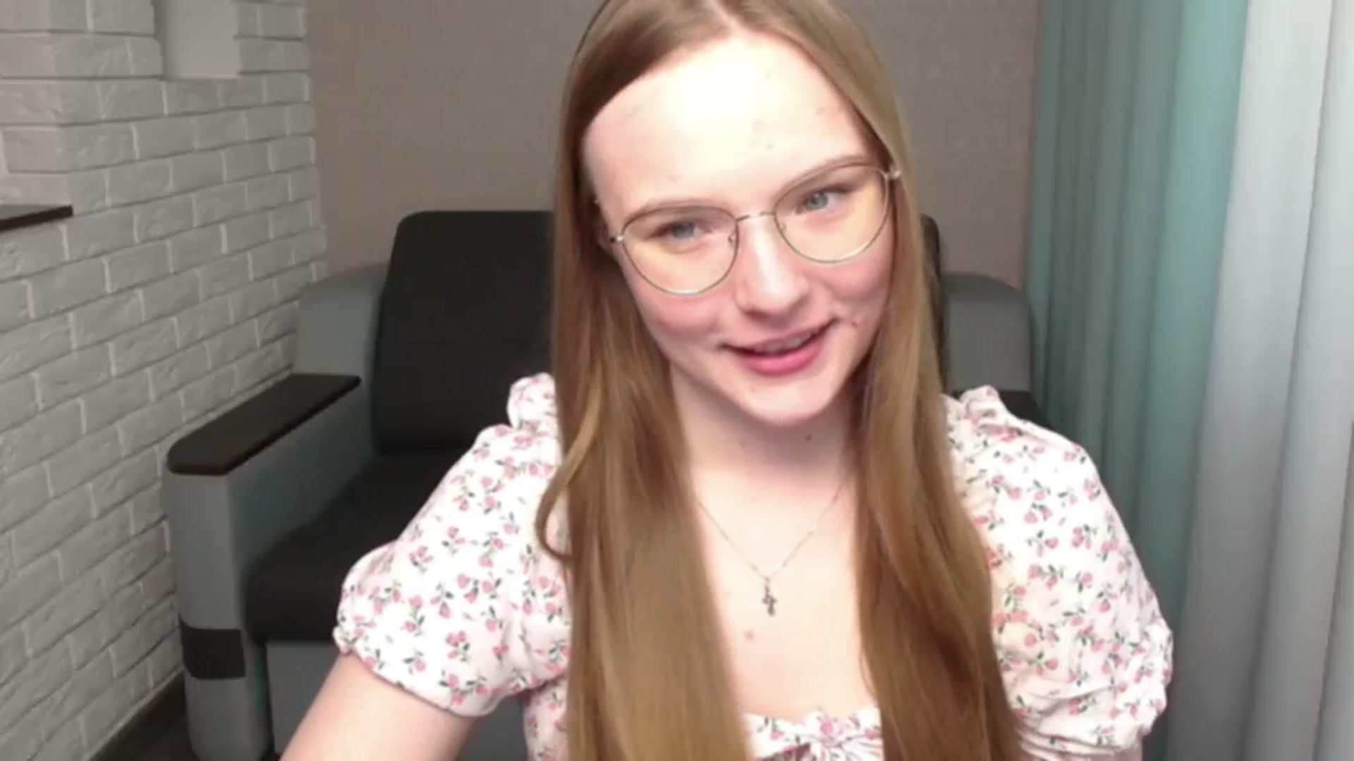 Gallery image thumbnail from Shy_Melany's myfreecams stream on, 05/17/2024, 15:44 image 3 of 20