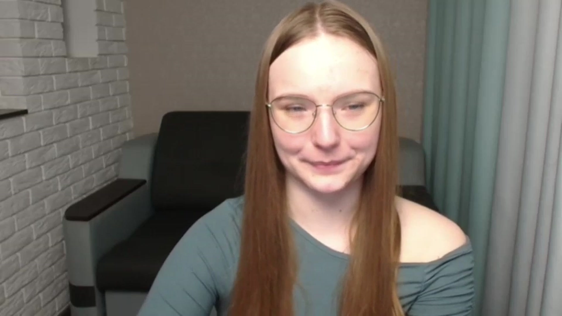 Gallery image thumbnail from Shy_Melany's myfreecams stream on, 05/20/2024, 18:26 image 16 of 20