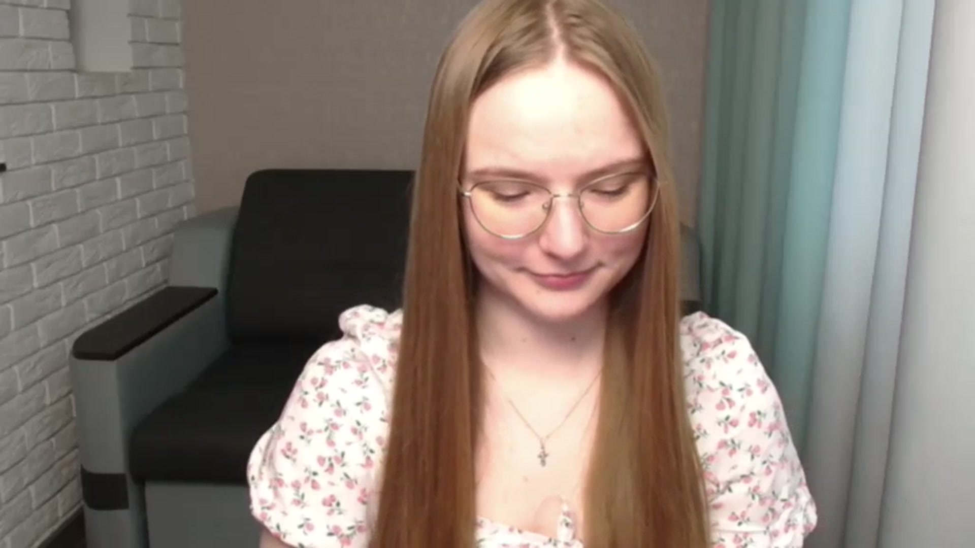 Gallery image thumbnail from Shy_Melany's myfreecams stream on, 05/22/2024, 12:20 image 8 of 20