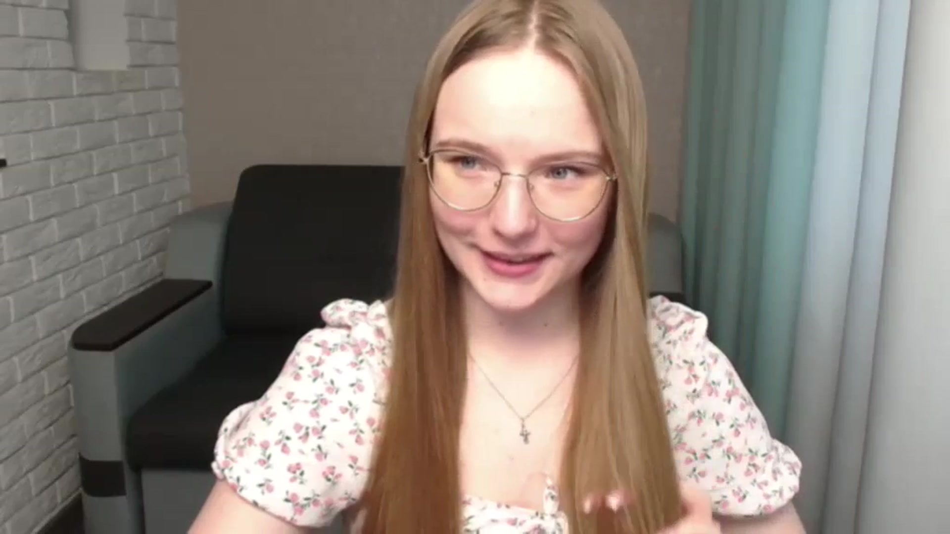 Gallery image thumbnail from Shy_Melany's myfreecams stream on, 05/22/2024, 12:20 image 6 of 20