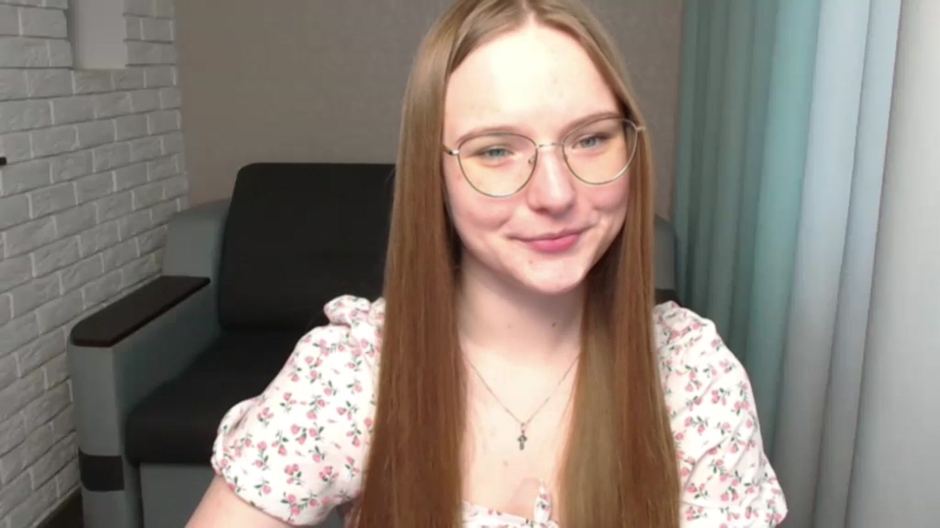 Gallery image thumbnail from Shy_Melany's myfreecams stream on, 05/22/2024, 12:20 image 7 of 20