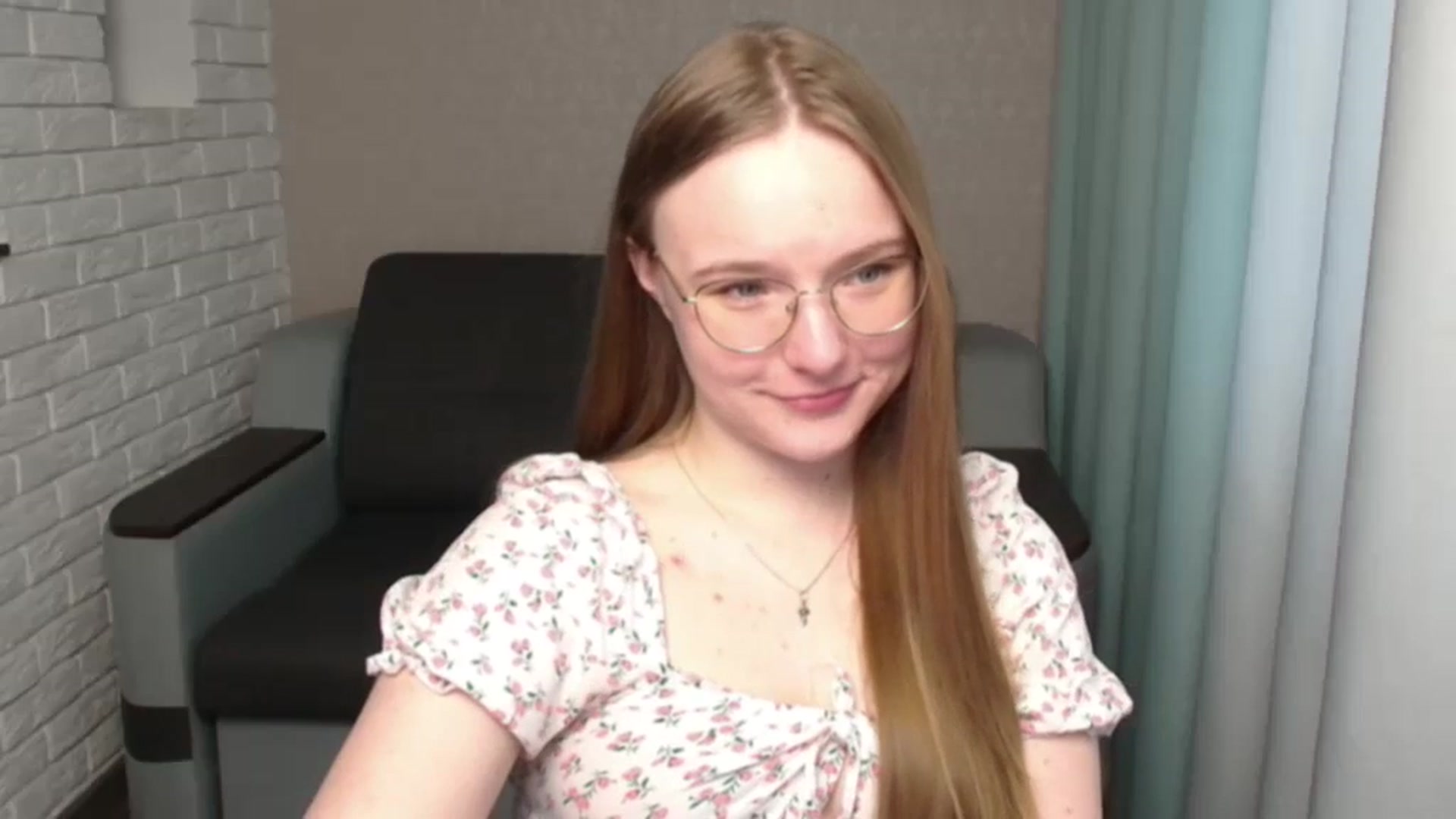 Gallery image thumbnail from Shy_Melany's myfreecams stream on, 05/22/2024, 12:20 image 18 of 20