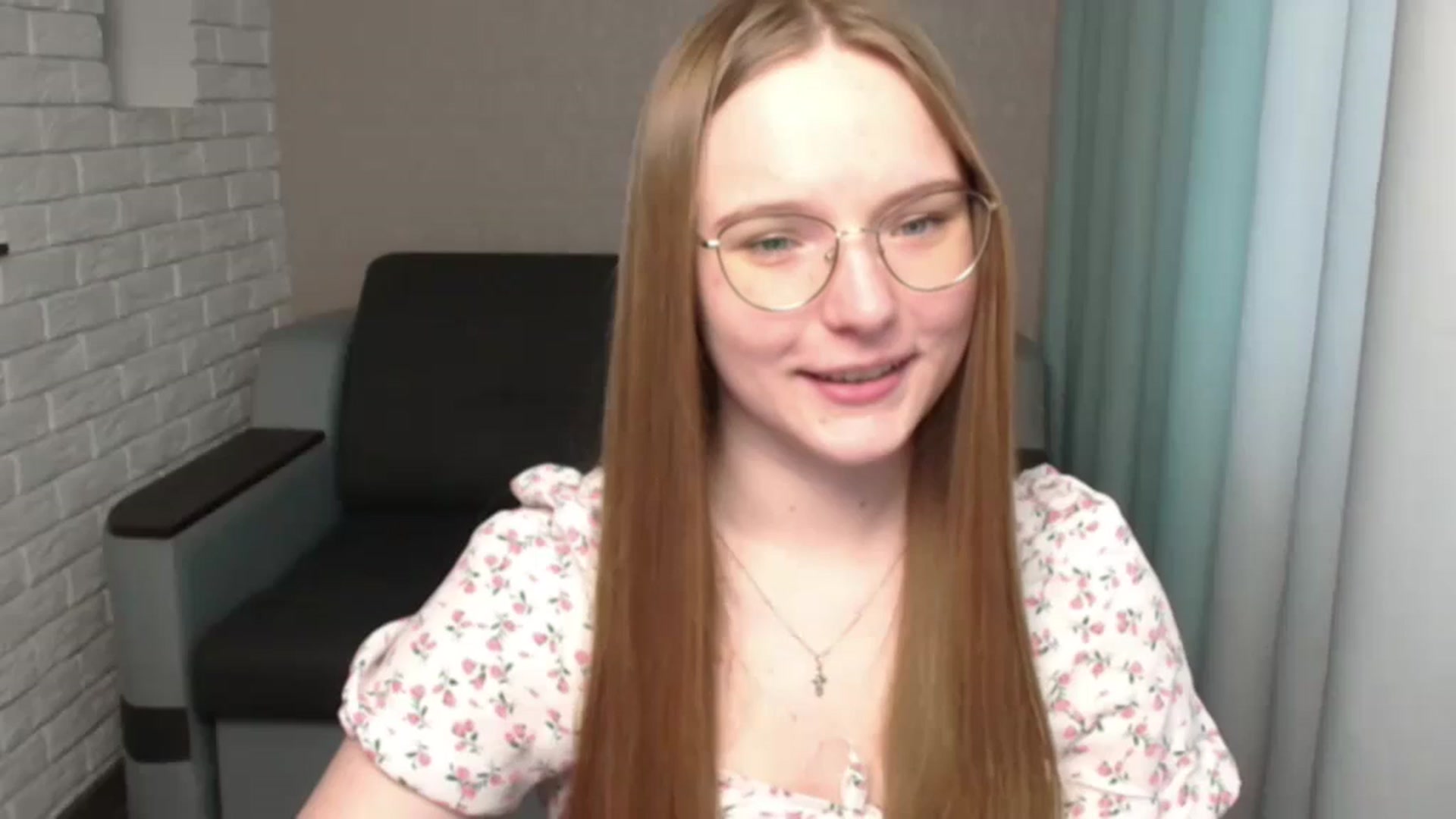 Gallery image thumbnail from Shy_Melany's myfreecams stream on, 05/22/2024, 12:20 image 9 of 20