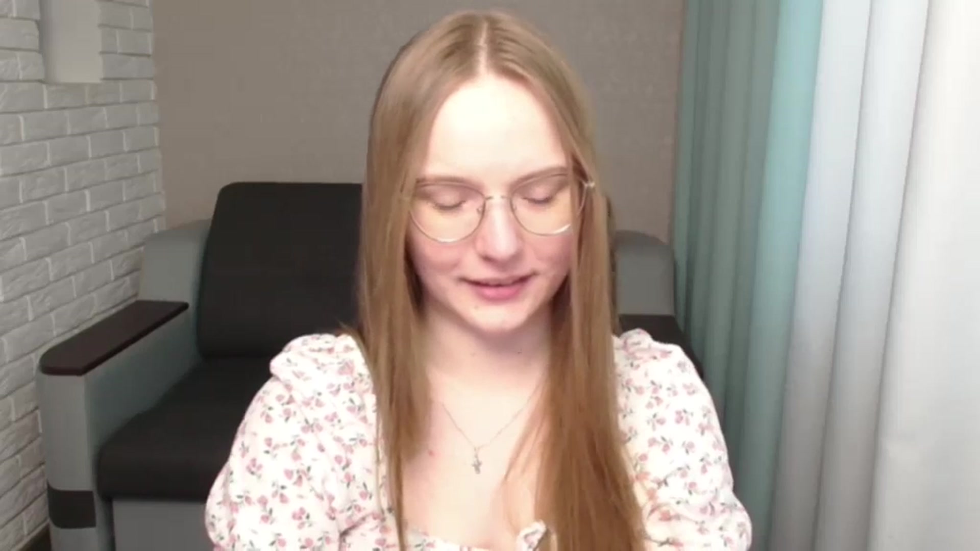 Gallery image thumbnail from Shy_Melany's myfreecams stream on, 05/24/2024, 12:07 image 17 of 20