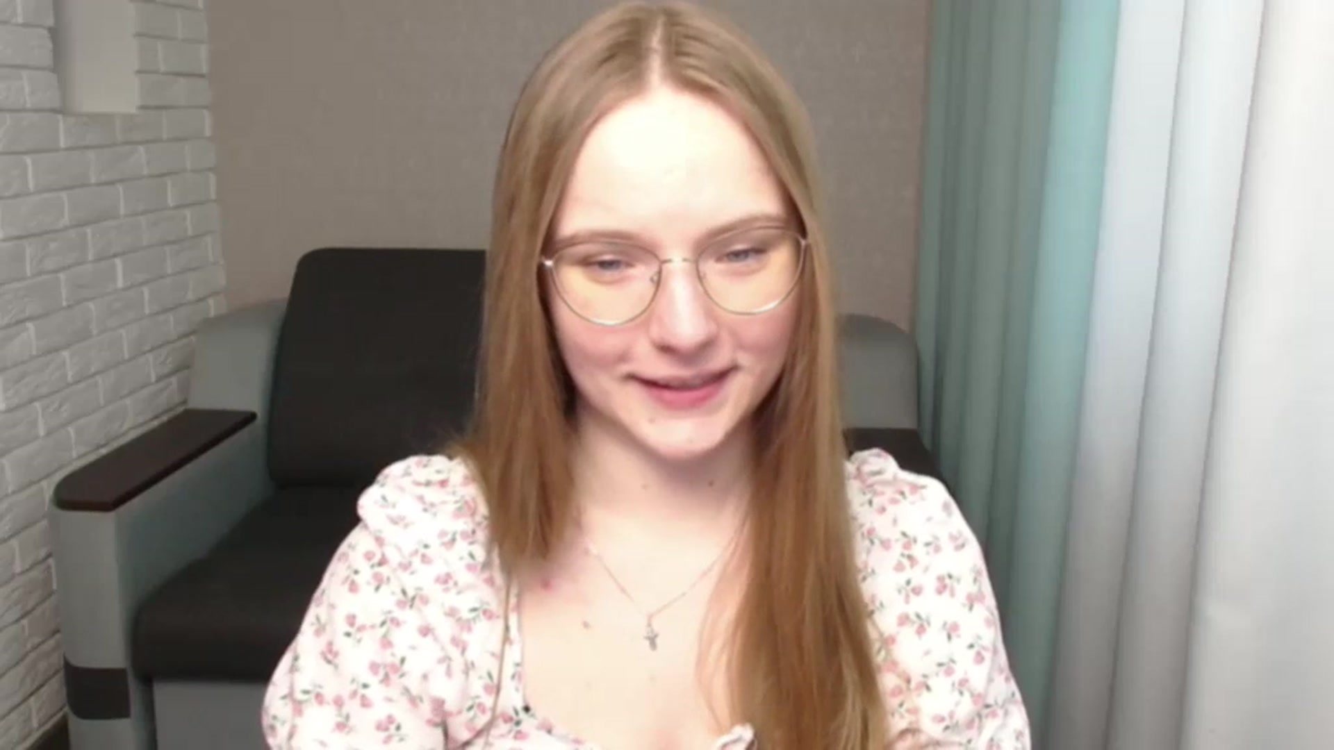 Gallery image thumbnail from Shy_Melany's myfreecams stream on, 05/24/2024, 12:07 image 10 of 20