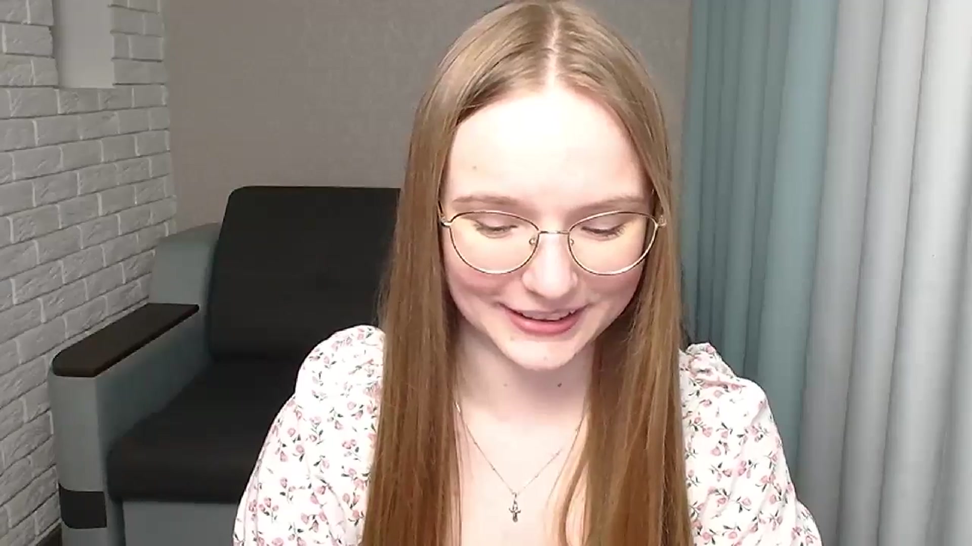Gallery image thumbnail from Shy_Melany's myfreecams stream on, 05/24/2024, 18:03 image 5 of 20