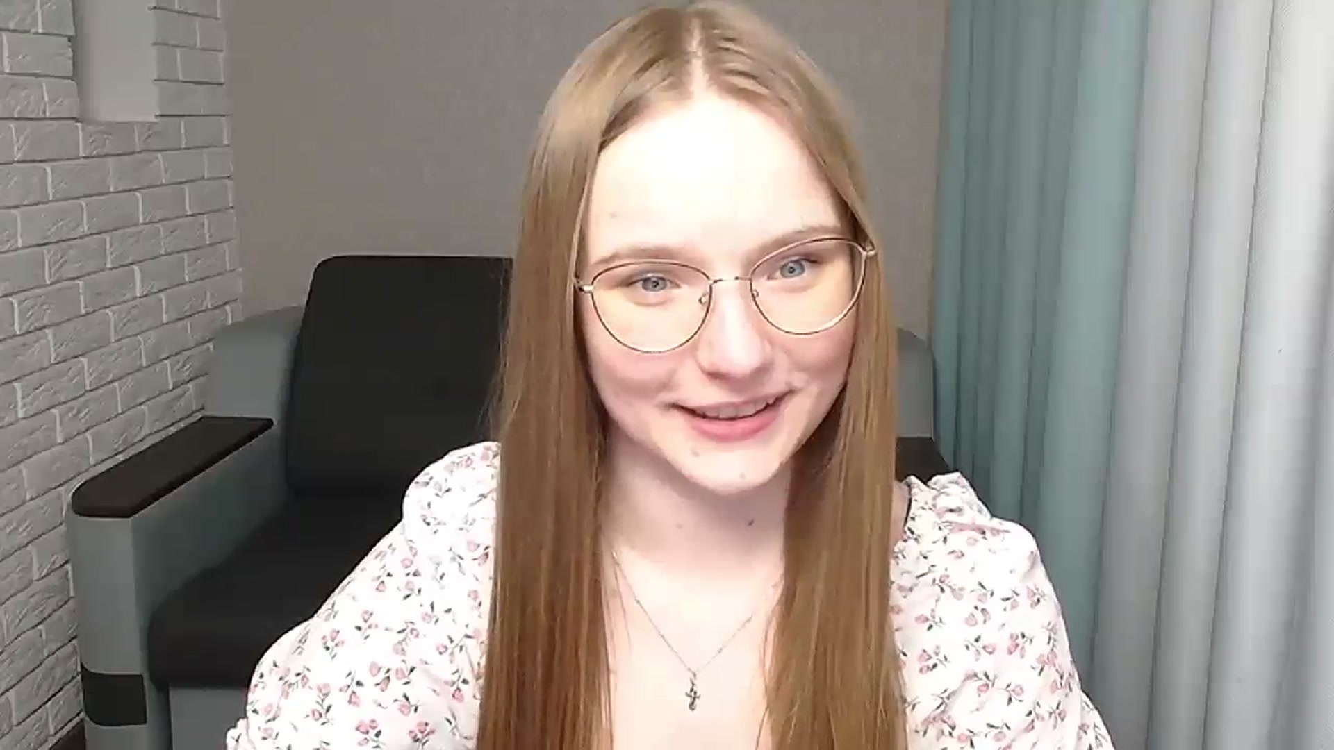 Gallery image thumbnail from Shy_Melany's myfreecams stream on, 05/24/2024, 18:03 image 8 of 20