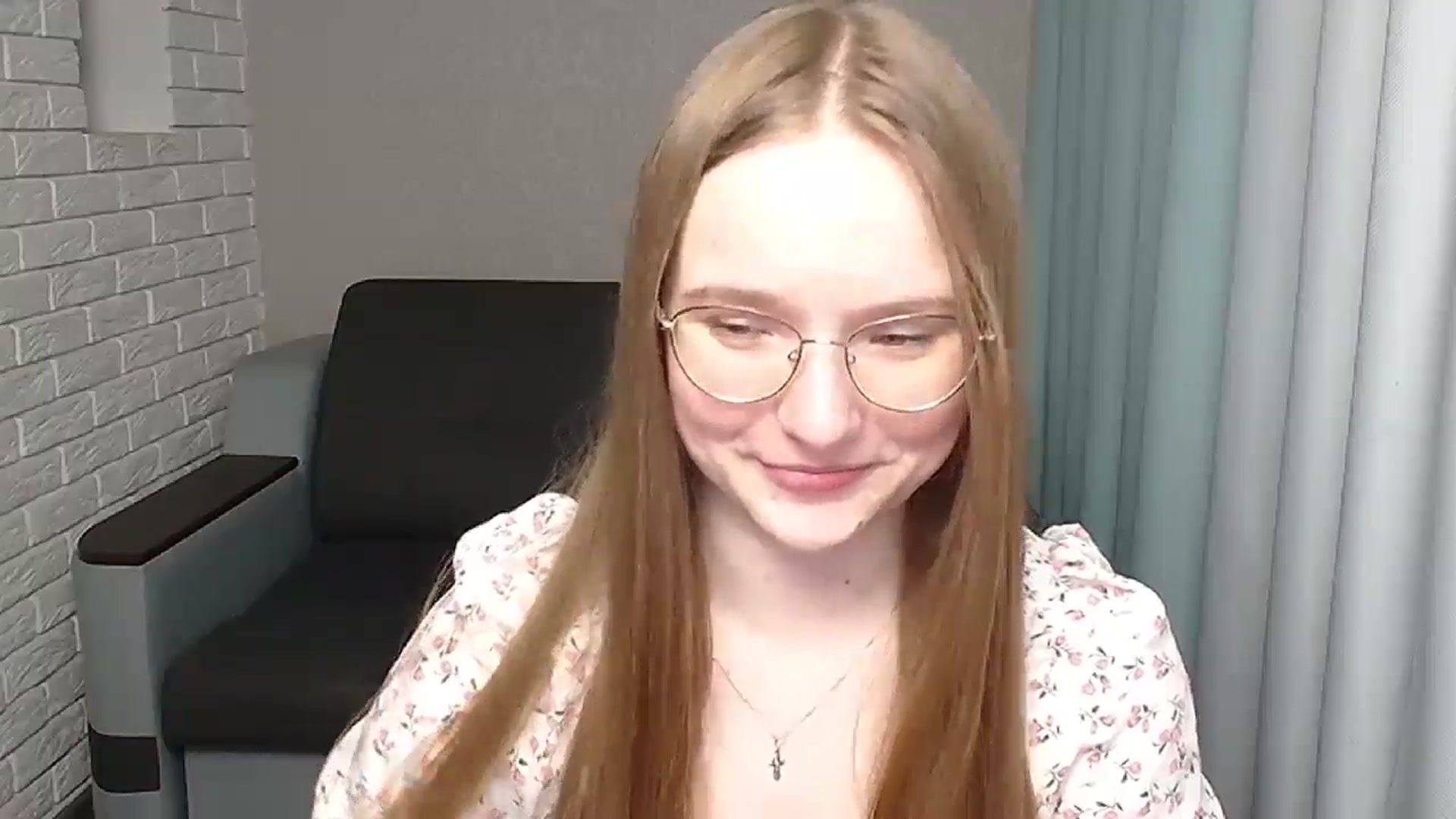 Gallery image thumbnail from Shy_Melany's myfreecams stream on, 05/24/2024, 18:03 image 14 of 20