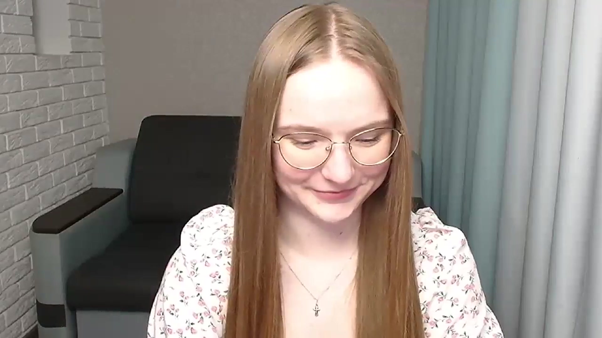 Gallery image thumbnail from Shy_Melany's myfreecams stream on, 05/24/2024, 18:03 image 9 of 20