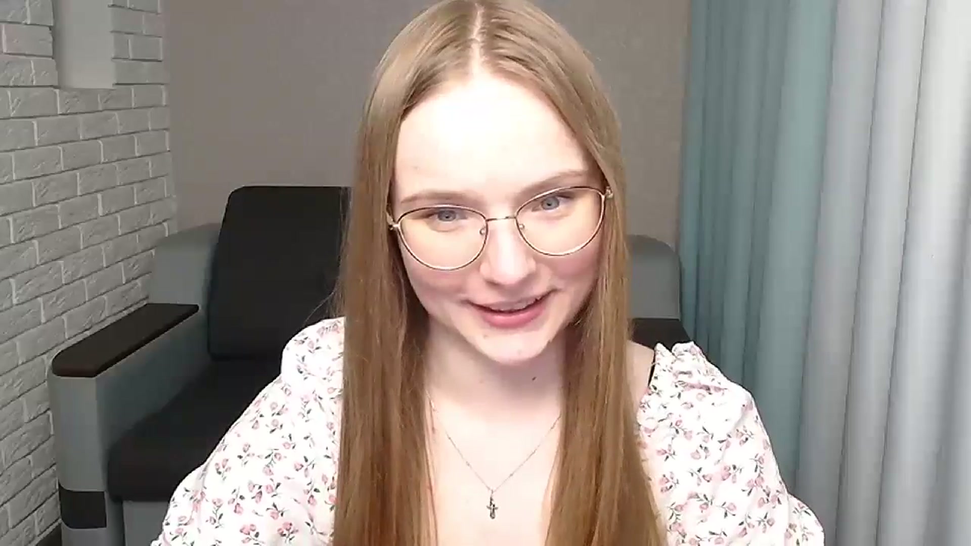 Gallery image thumbnail from Shy_Melany's myfreecams stream on, 05/24/2024, 18:03 image 3 of 20