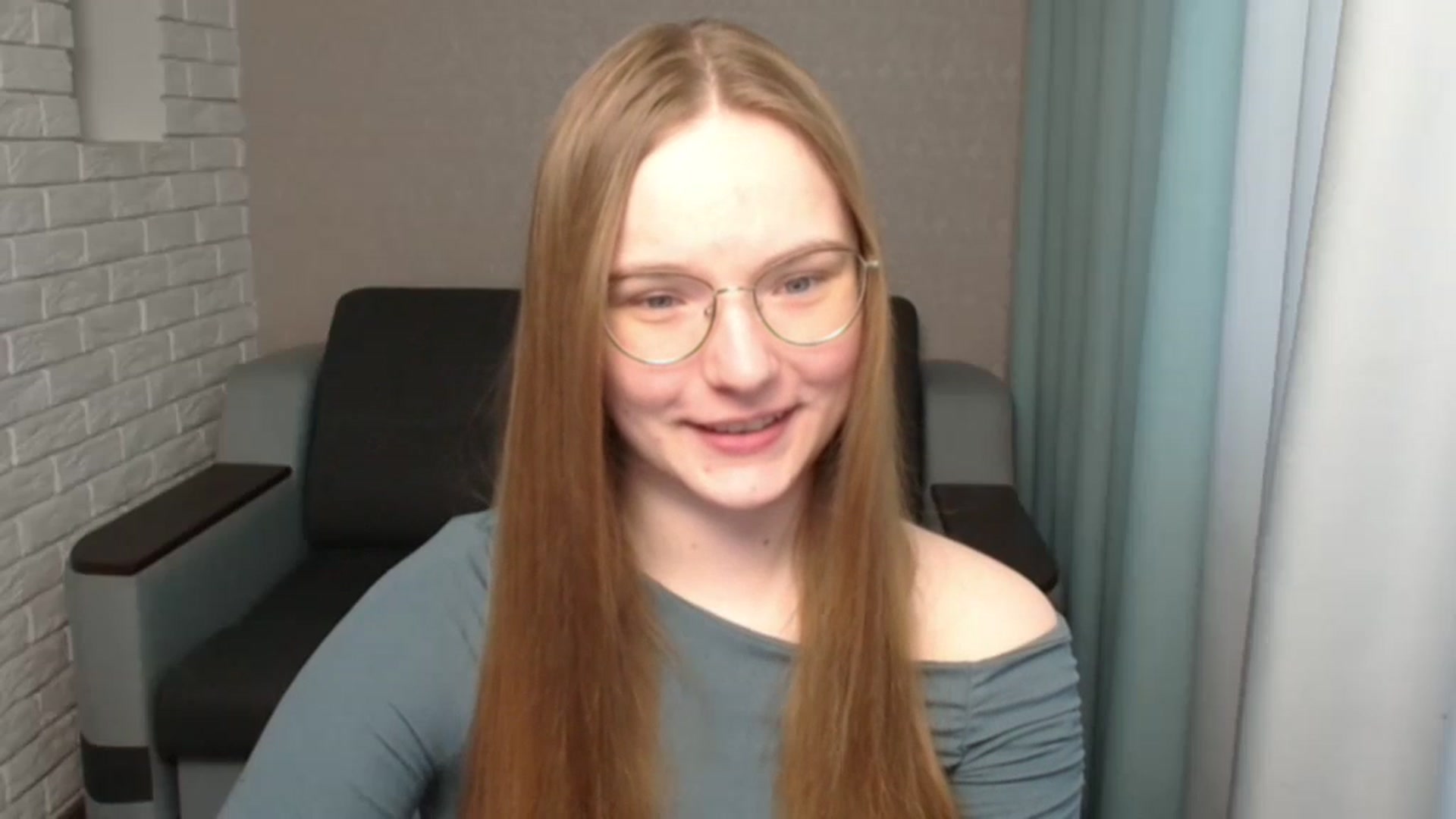 Gallery image thumbnail from Shy_Melany's myfreecams stream on, 05/25/2024, 10:49 image 10 of 20