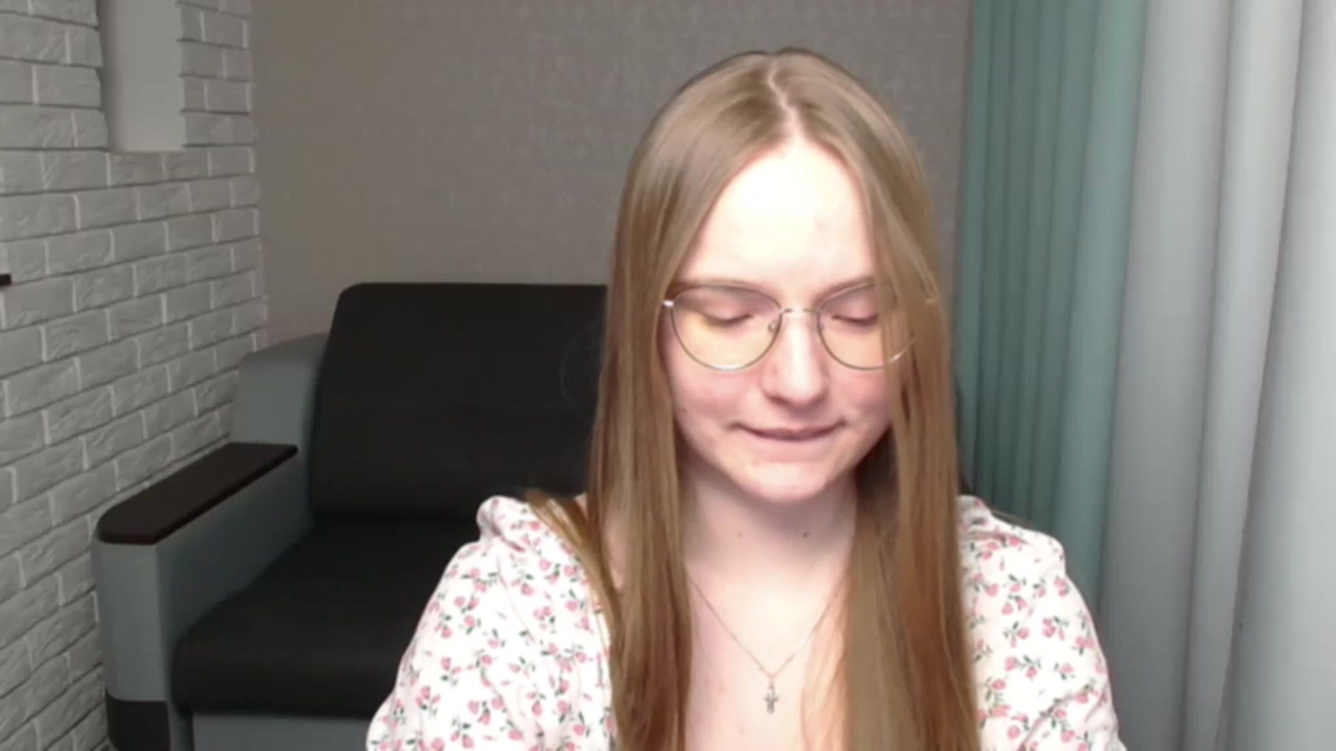 Gallery image thumbnail from Shy_Melany's myfreecams stream on, 05/26/2024, 21:08 image 13 of 20