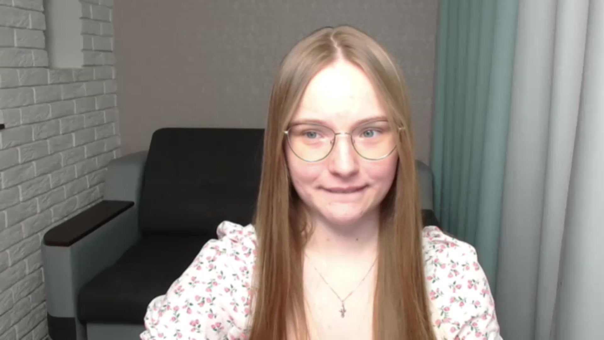 Gallery image thumbnail from Shy_Melany's myfreecams stream on, 05/26/2024, 21:08 image 19 of 20