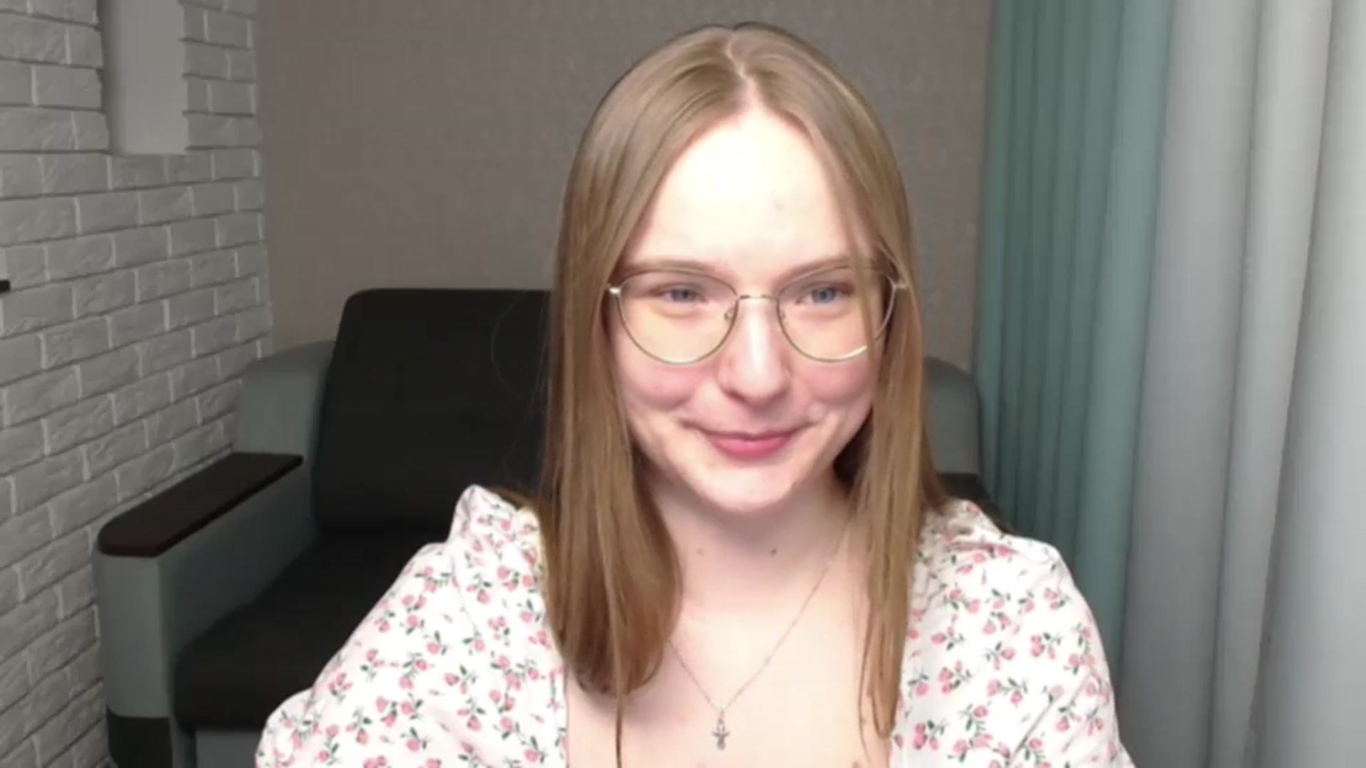 Gallery image thumbnail from Shy_Melany's myfreecams stream on, 05/26/2024, 21:08 image 2 of 20