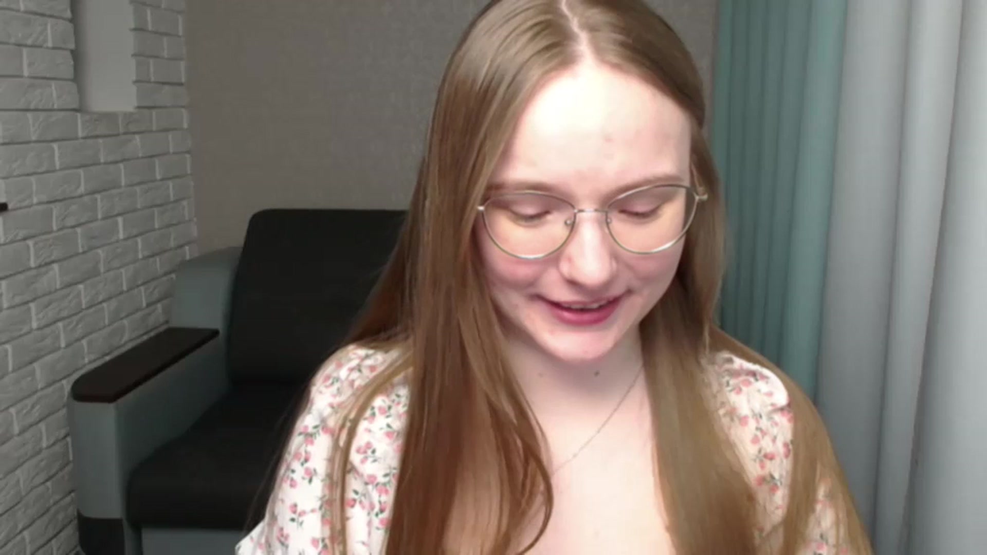 Gallery image thumbnail from Shy_Melany's myfreecams stream on, 05/26/2024, 21:35 image 10 of 20