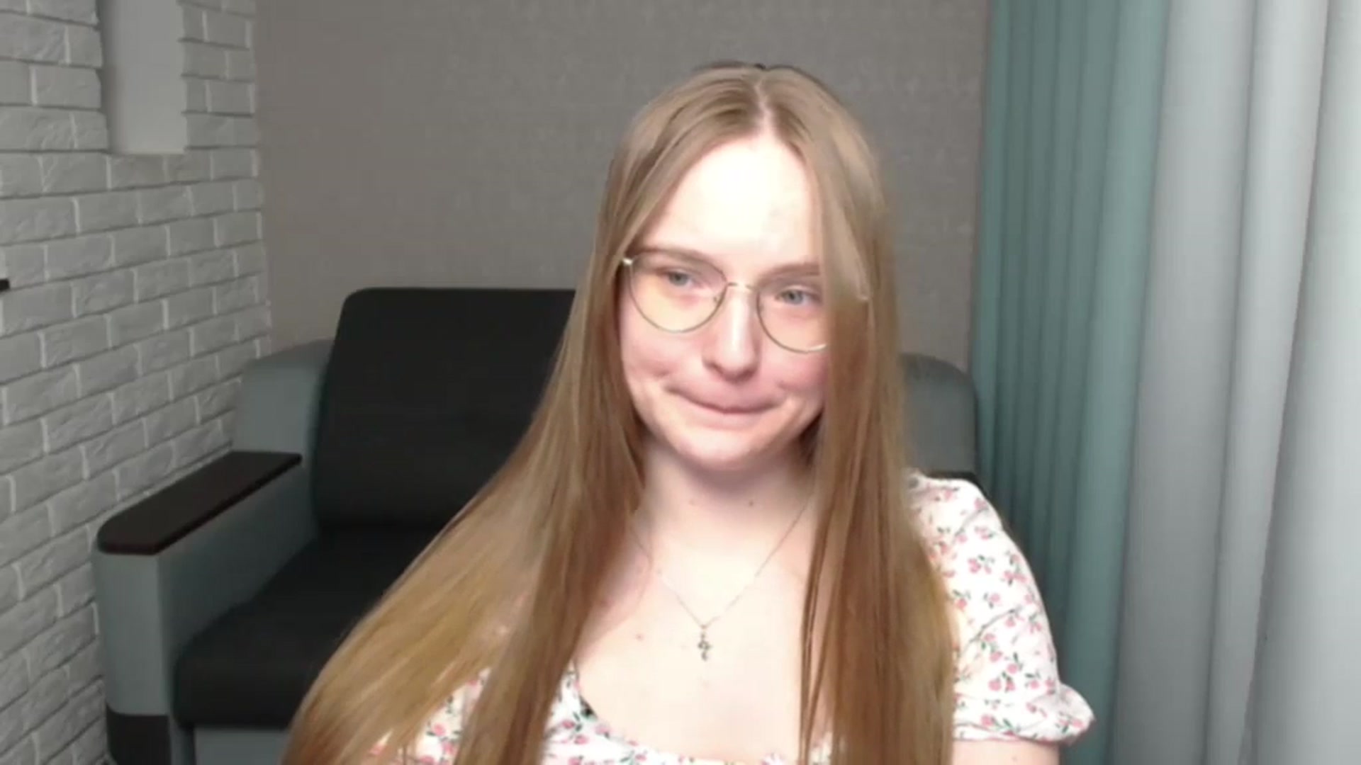 Gallery image thumbnail from Shy_Melany's myfreecams stream on, 05/26/2024, 21:35 image 3 of 20
