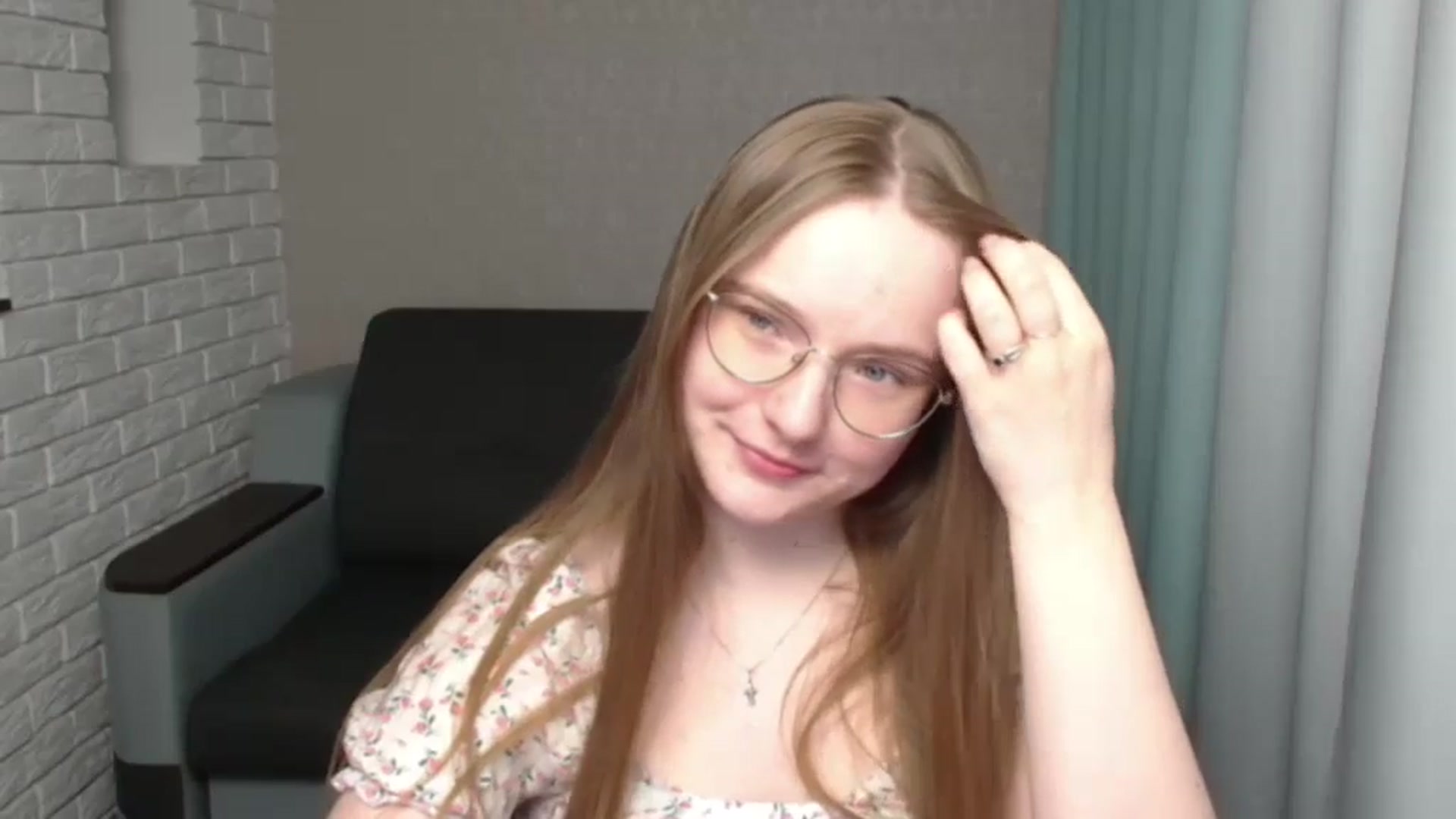 Gallery image thumbnail from Shy_Melany's myfreecams stream on, 05/26/2024, 21:35 image 5 of 20