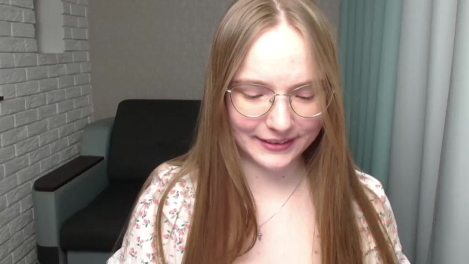 Gallery image thumbnail from Shy_Melany's myfreecams stream on, 05/26/2024, 21:35 image 9 of 20
