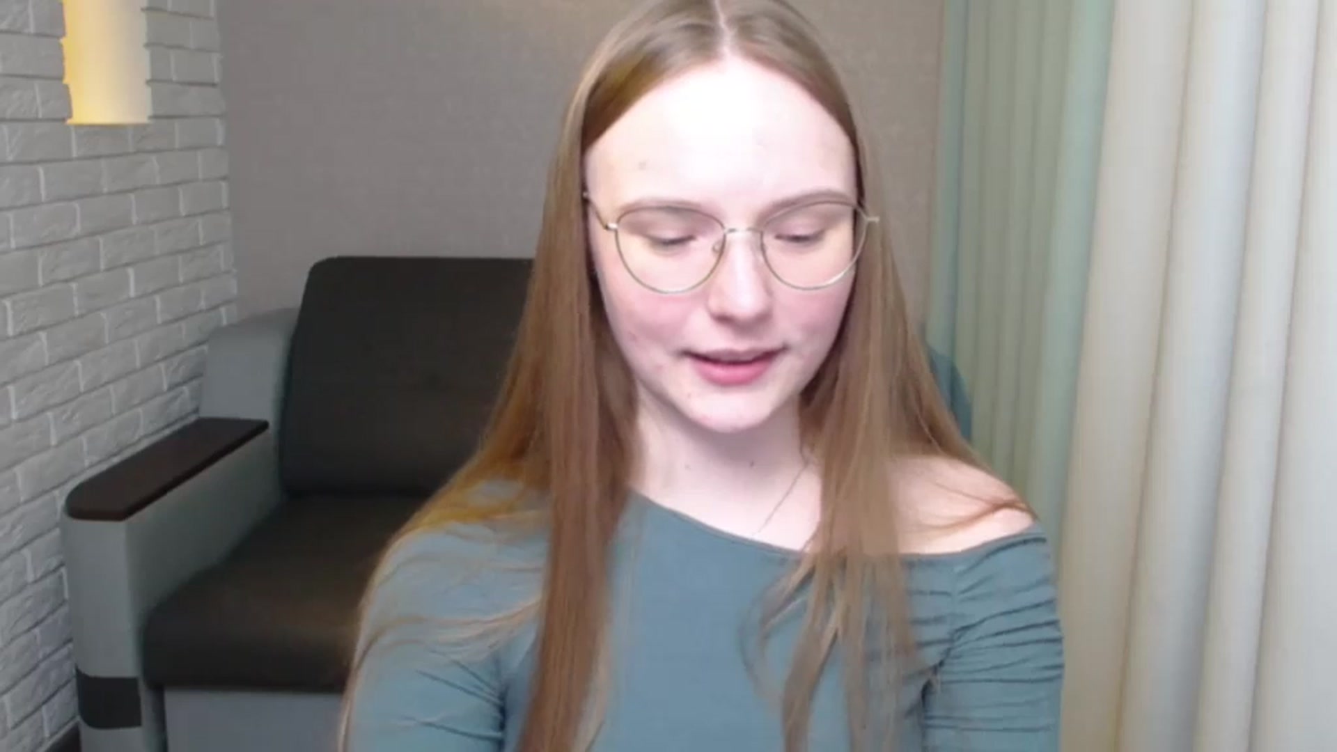 Gallery image thumbnail from Shy_Melany's myfreecams stream on, 05/28/2024, 20:11 image 10 of 20
