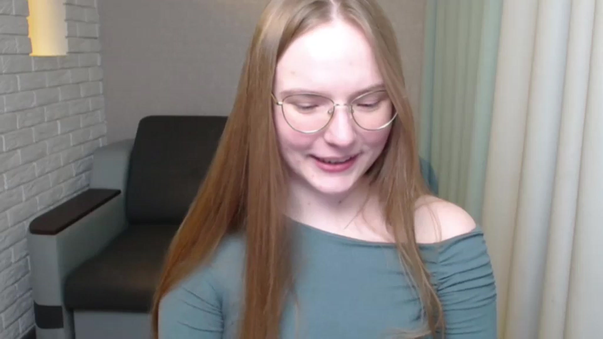 Gallery image thumbnail from Shy_Melany's myfreecams stream on, 05/28/2024, 20:11 image 8 of 20