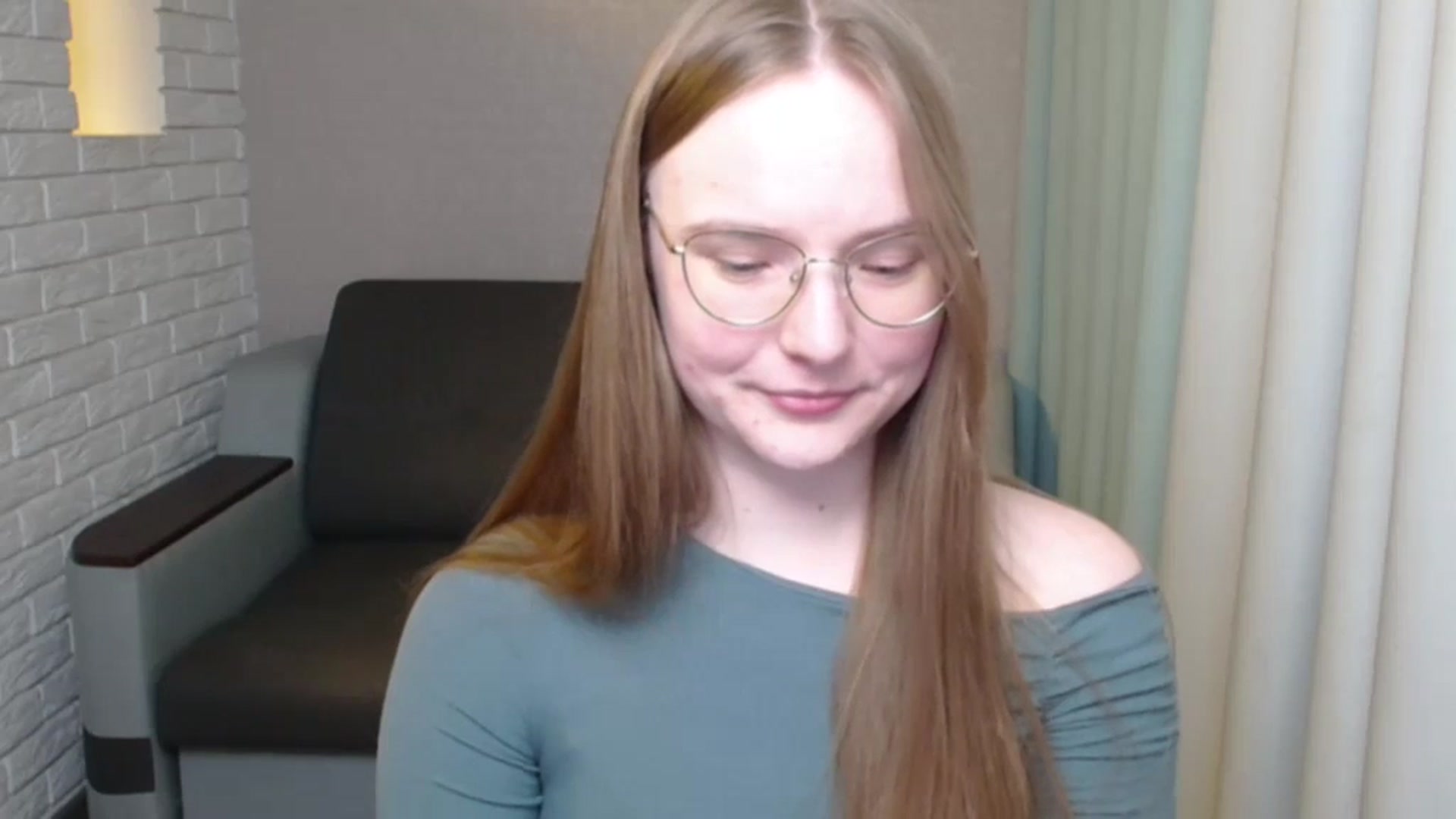 Gallery image thumbnail from Shy_Melany's myfreecams stream on, 05/28/2024, 20:11 image 15 of 20