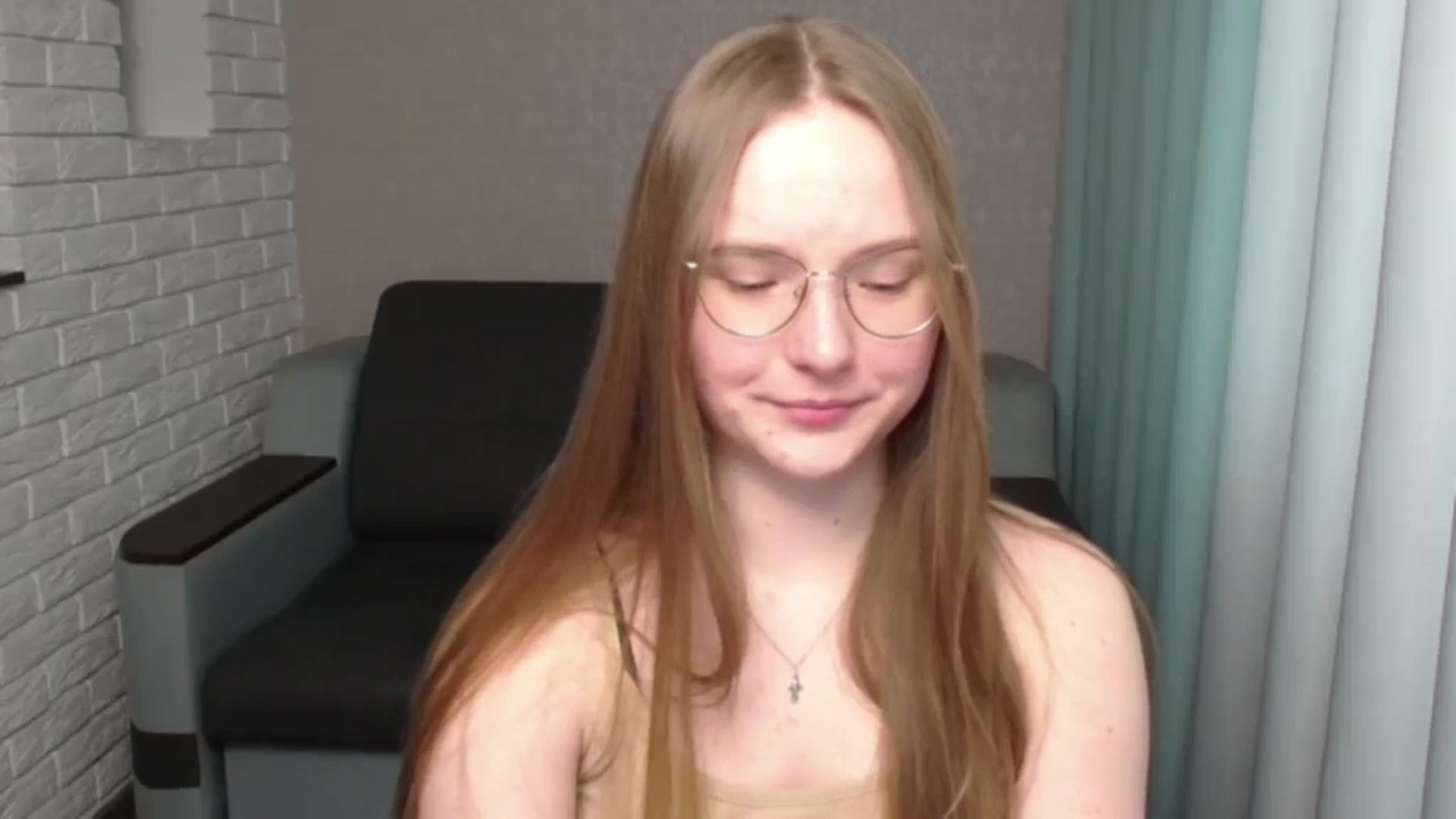 Gallery image thumbnail from Shy_Melany's myfreecams stream on, 05/29/2024, 13:10 image 19 of 20