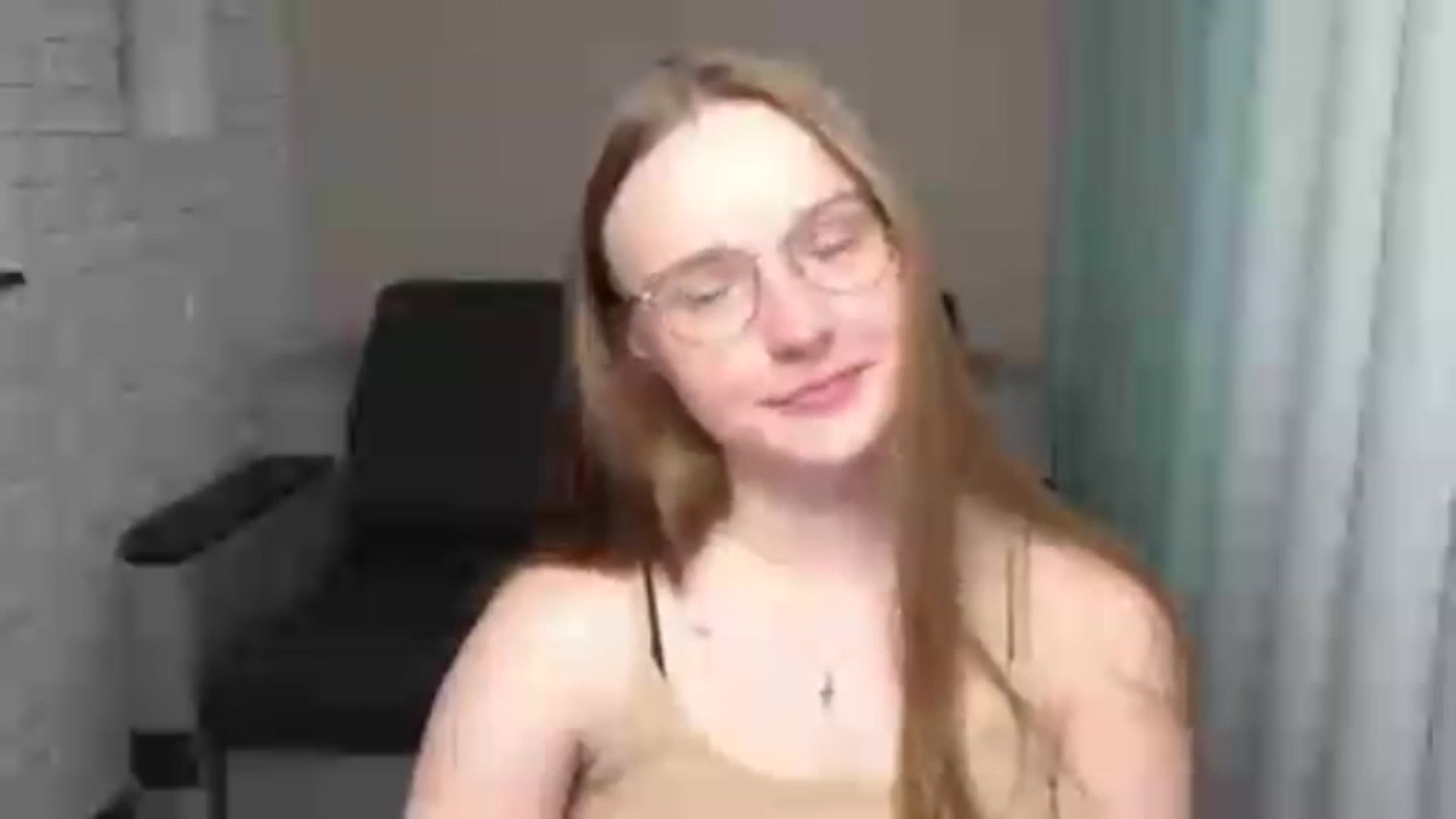Gallery image thumbnail from Shy_Melany's myfreecams stream on, 05/29/2024, 13:10 image 5 of 20