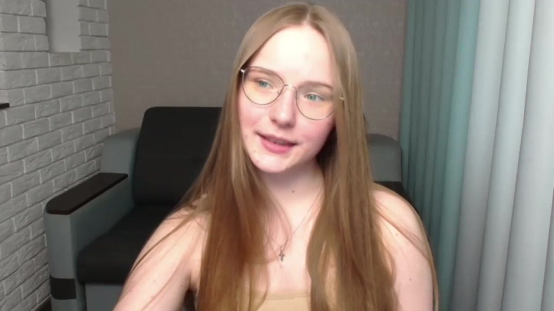 Gallery image thumbnail from Shy_Melany's myfreecams stream on, 05/29/2024, 13:10 image 16 of 20