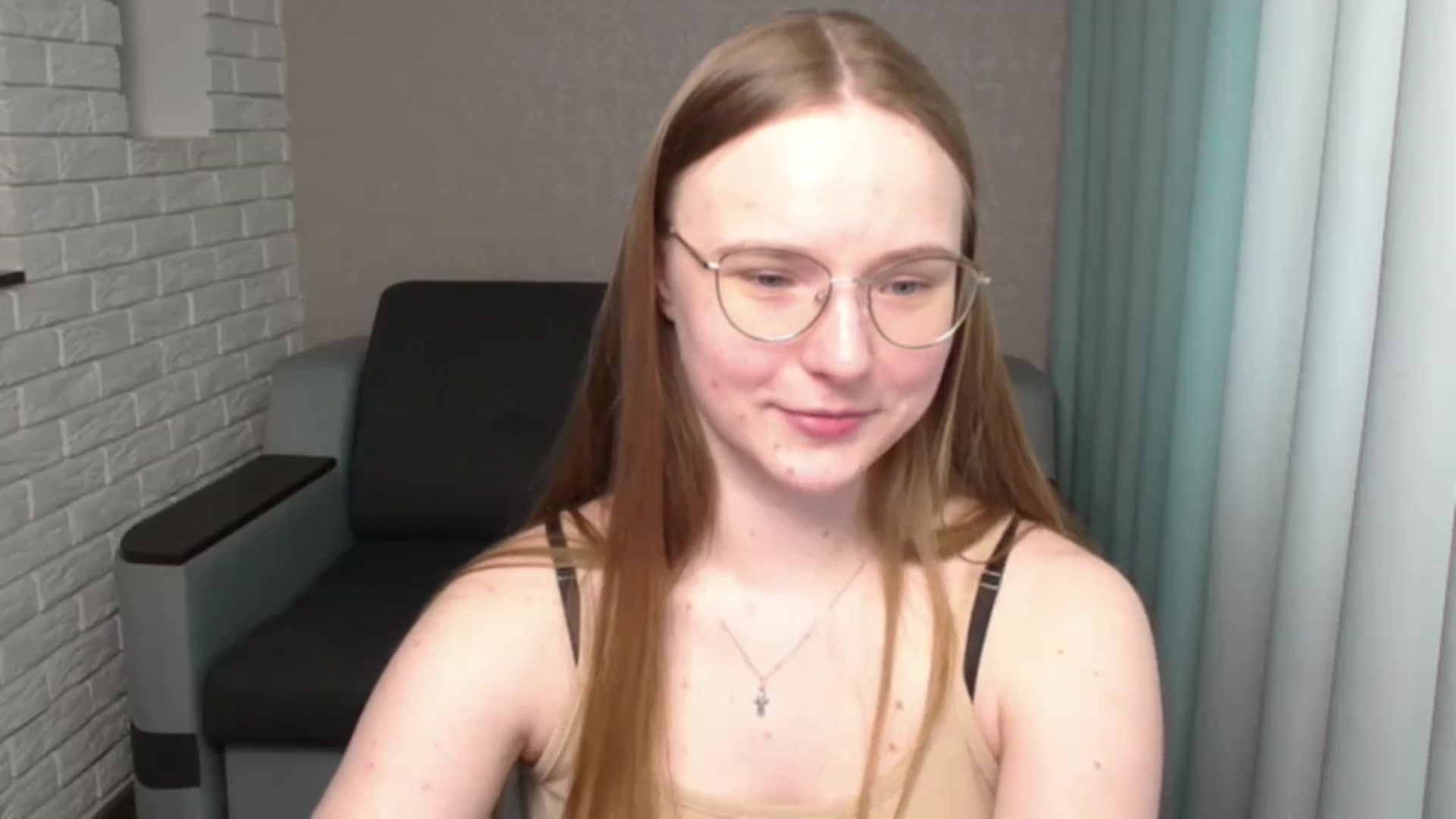 Gallery image thumbnail from Shy_Melany's myfreecams stream on, 05/29/2024, 13:28 image 16 of 20