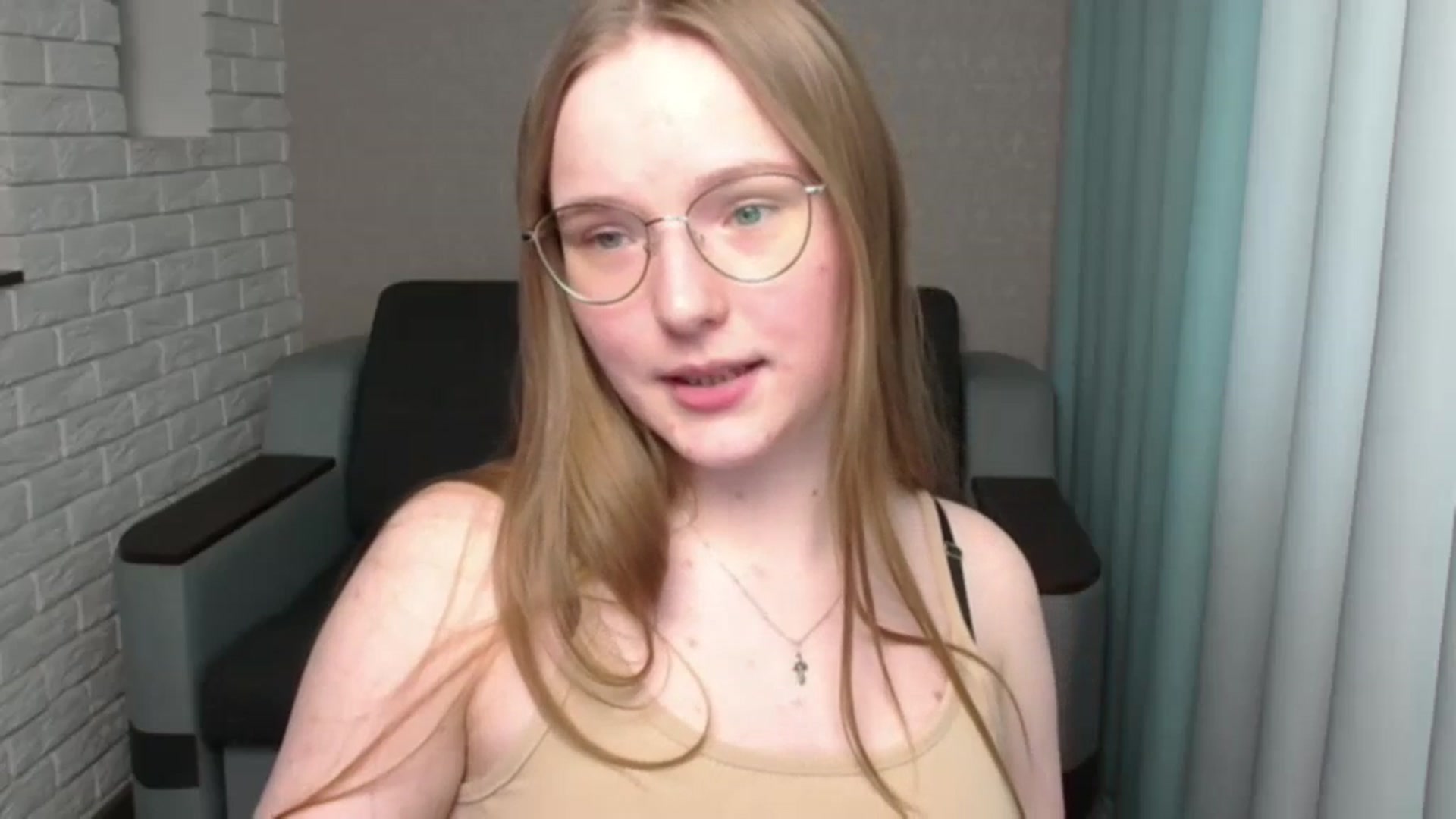 Gallery image thumbnail from Shy_Melany's myfreecams stream on, 05/29/2024, 13:28 image 9 of 20