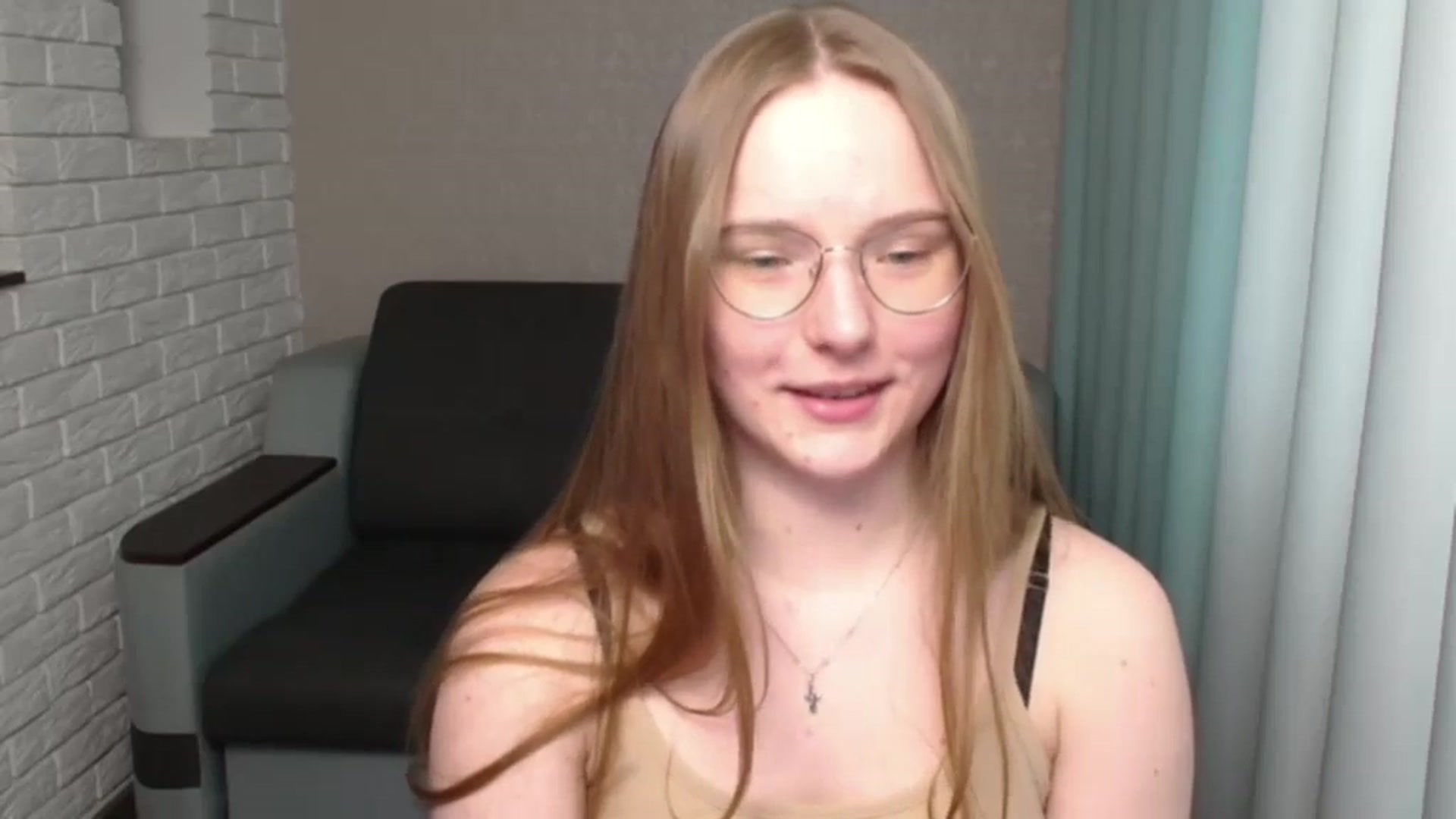 Gallery image thumbnail from Shy_Melany's myfreecams stream on, 05/29/2024, 13:28 image 11 of 20