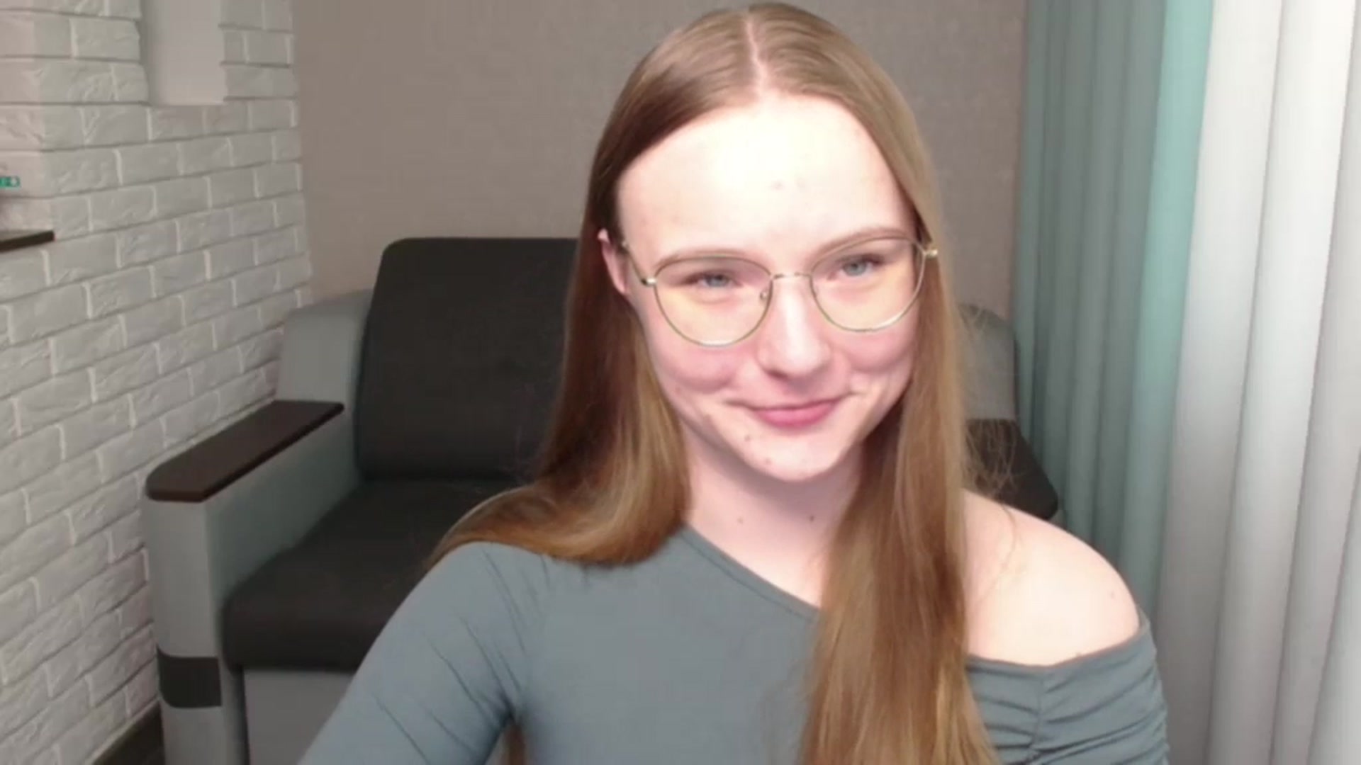 Gallery image thumbnail from Shy_Melany's myfreecams stream on, 05/30/2024, 15:00 image 15 of 20