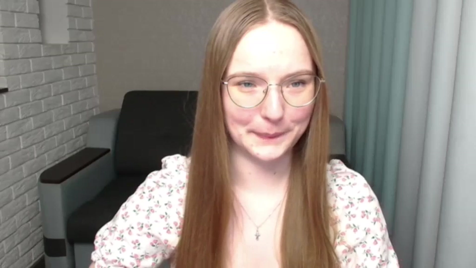 Gallery image thumbnail from Shy_Melany's myfreecams stream on, 05/30/2024, 19:17 image 10 of 20