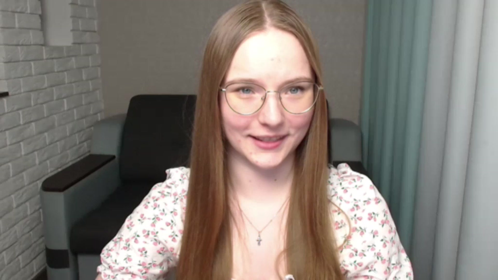 Gallery image thumbnail from Shy_Melany's myfreecams stream on, 05/30/2024, 19:17 image 16 of 20