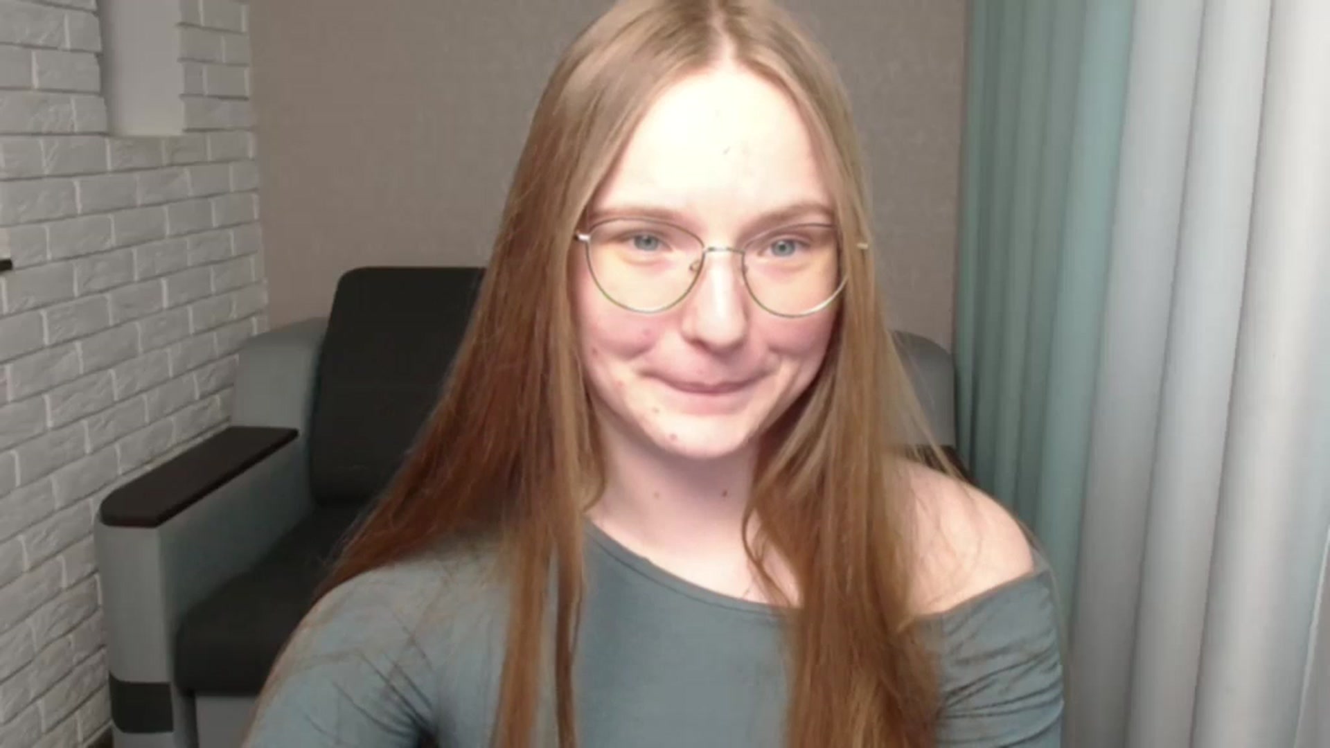 Gallery image thumbnail from Shy_Melany's myfreecams stream on, 05/31/2024, 16:36 image 2 of 20