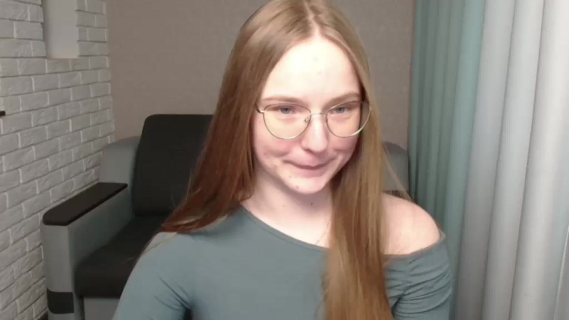 Gallery image thumbnail from Shy_Melany's myfreecams stream on, 05/31/2024, 16:36 image 6 of 20