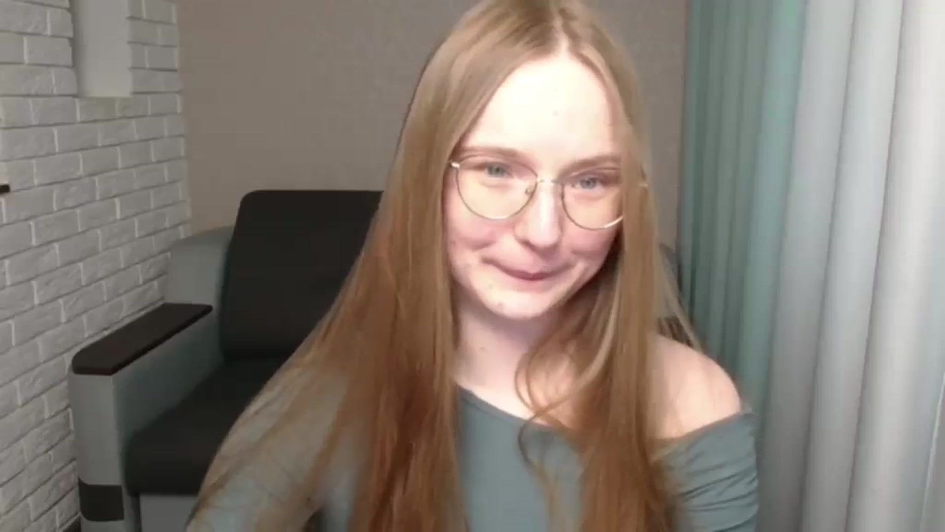 Gallery image thumbnail from Shy_Melany's myfreecams stream on, 05/31/2024, 16:36 image 4 of 20