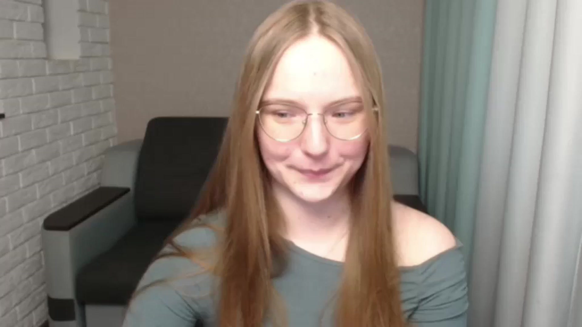 Gallery image thumbnail from Shy_Melany's myfreecams stream on, 05/31/2024, 16:36 image 13 of 20
